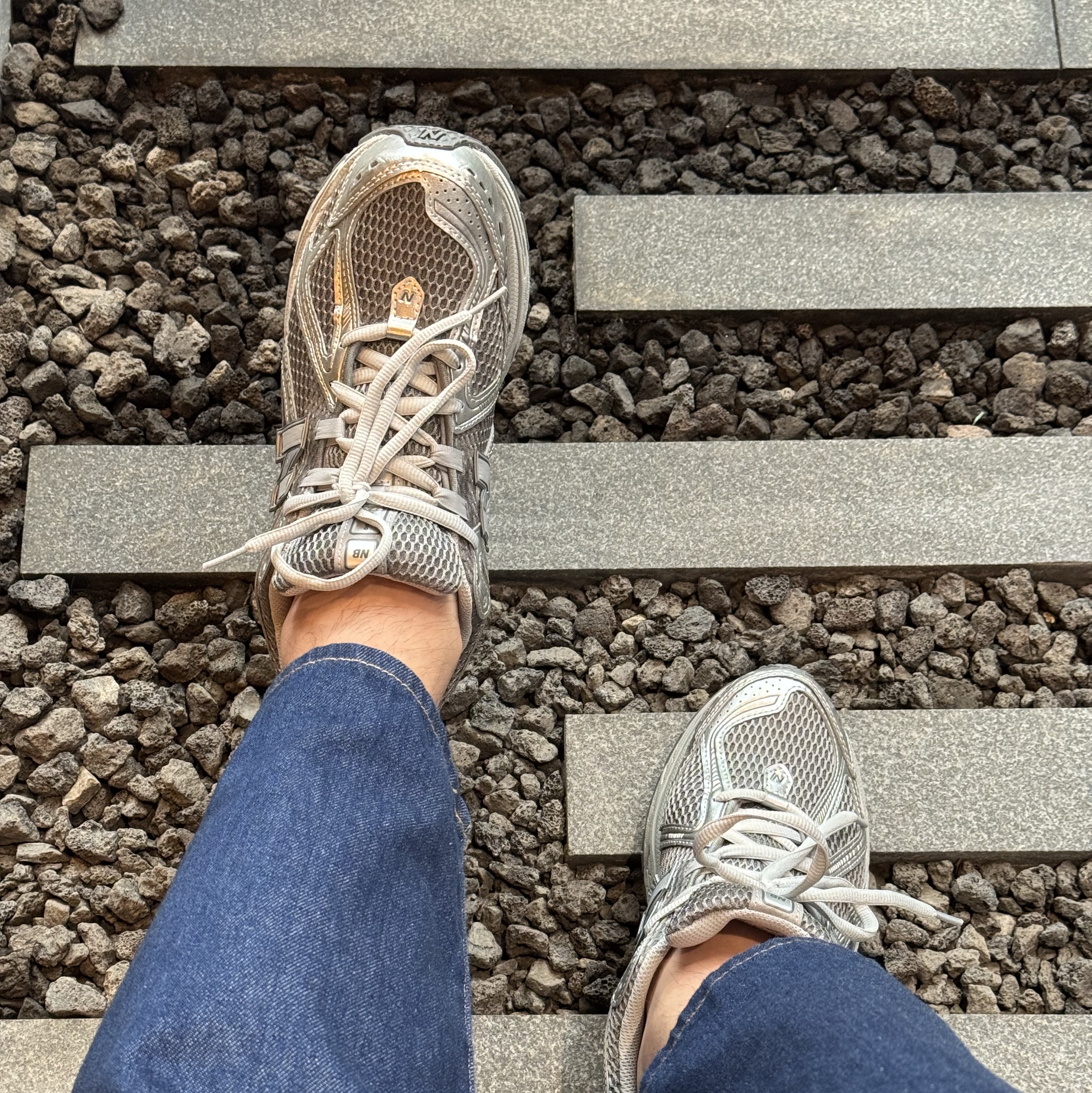 New Balance 1906R Harbor Grey Silver Metalic 착용 스타일