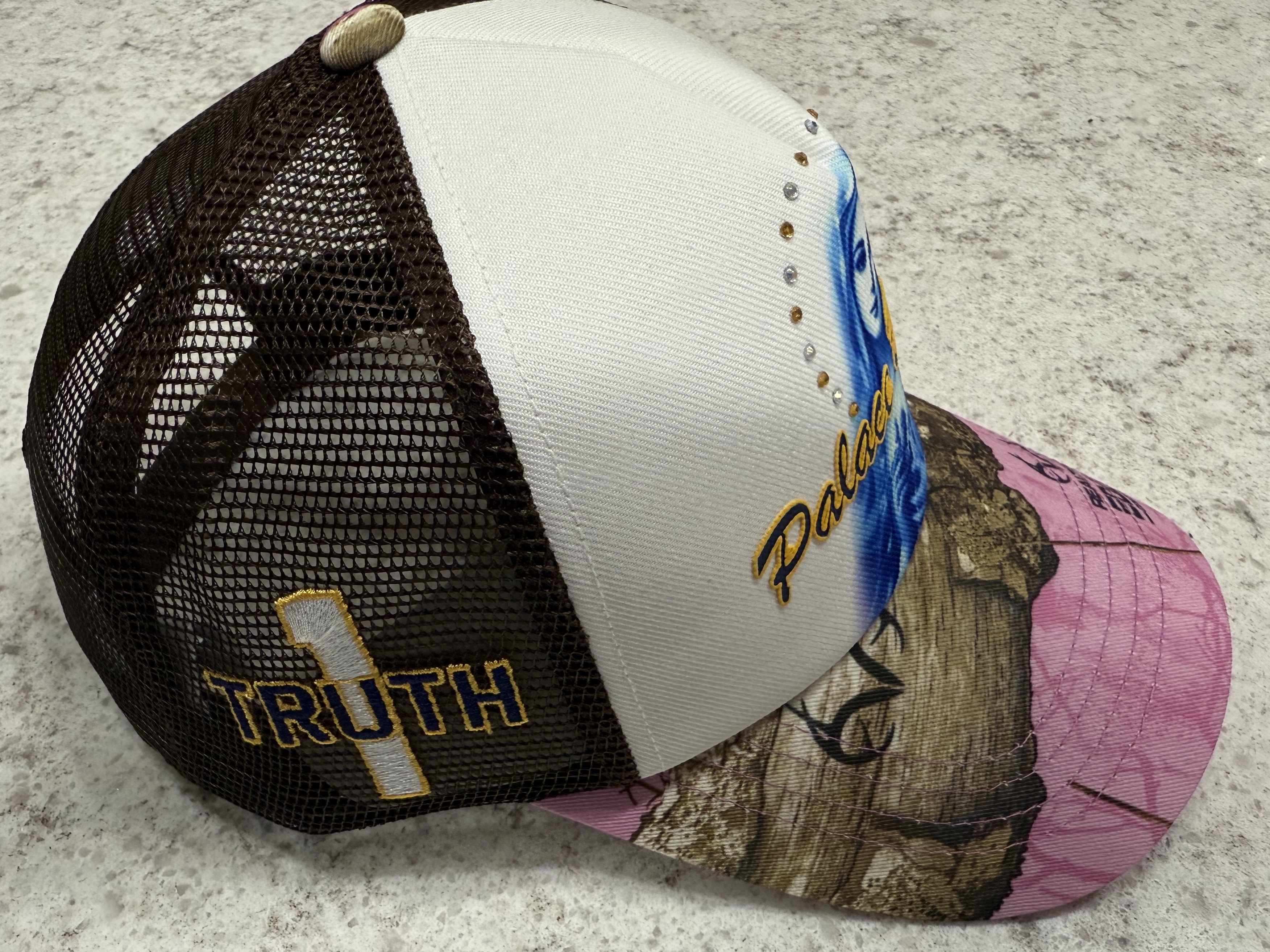 Palace 1 Truth Trucker Realtree Edge Pink - 25SS 착용 스타일 - 4