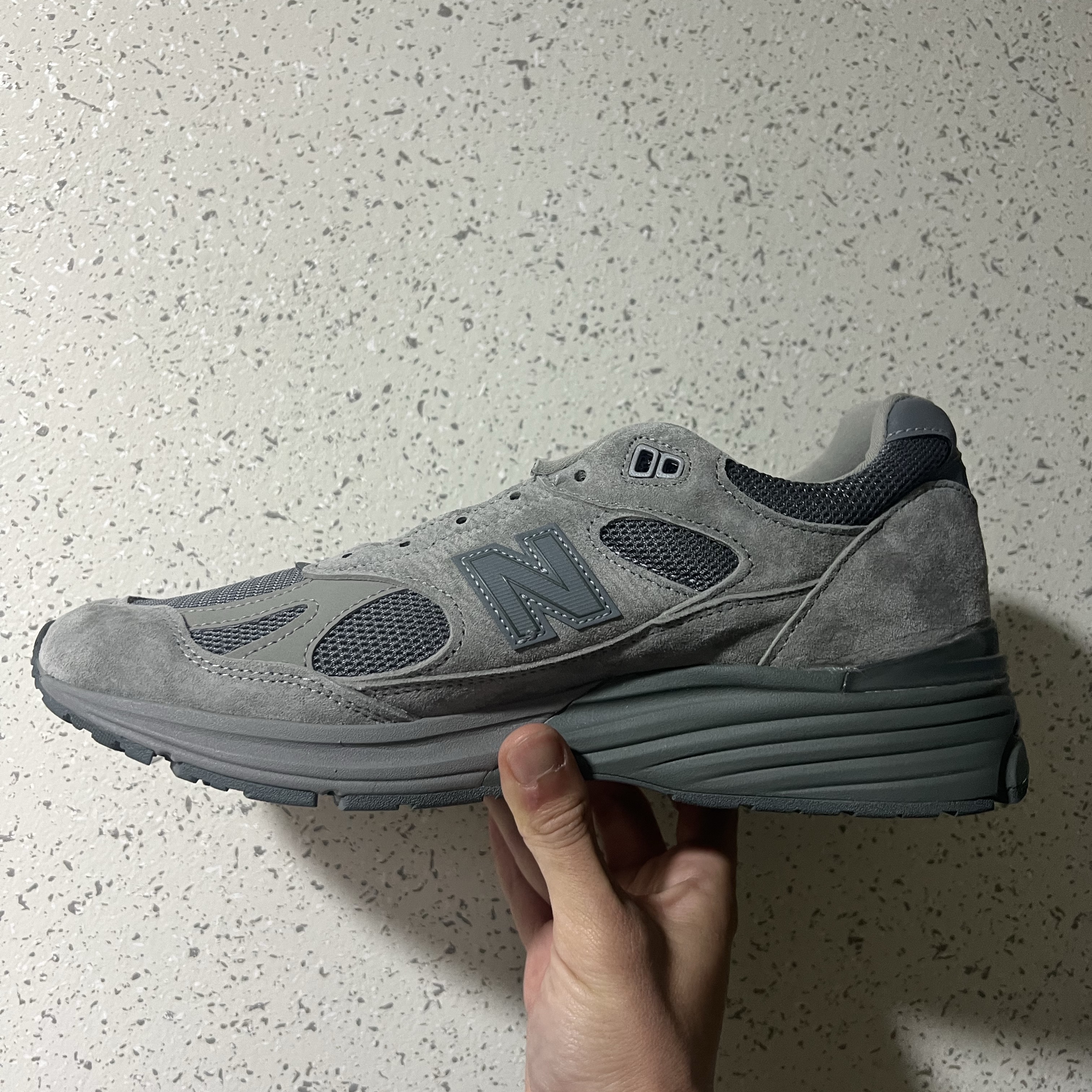 New Balance x Thisisneverthat 991v2 Made in UK Grey 착용 스타일 - 1