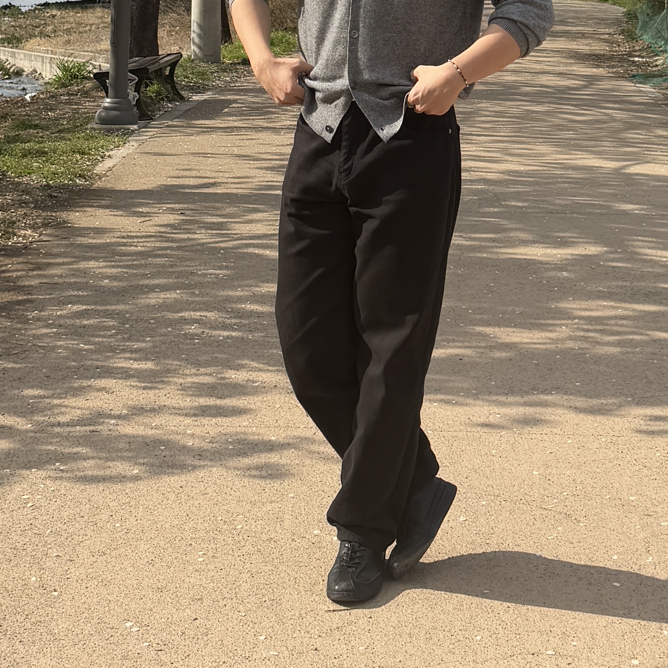 Pemont Dress Black 착용 스타일
