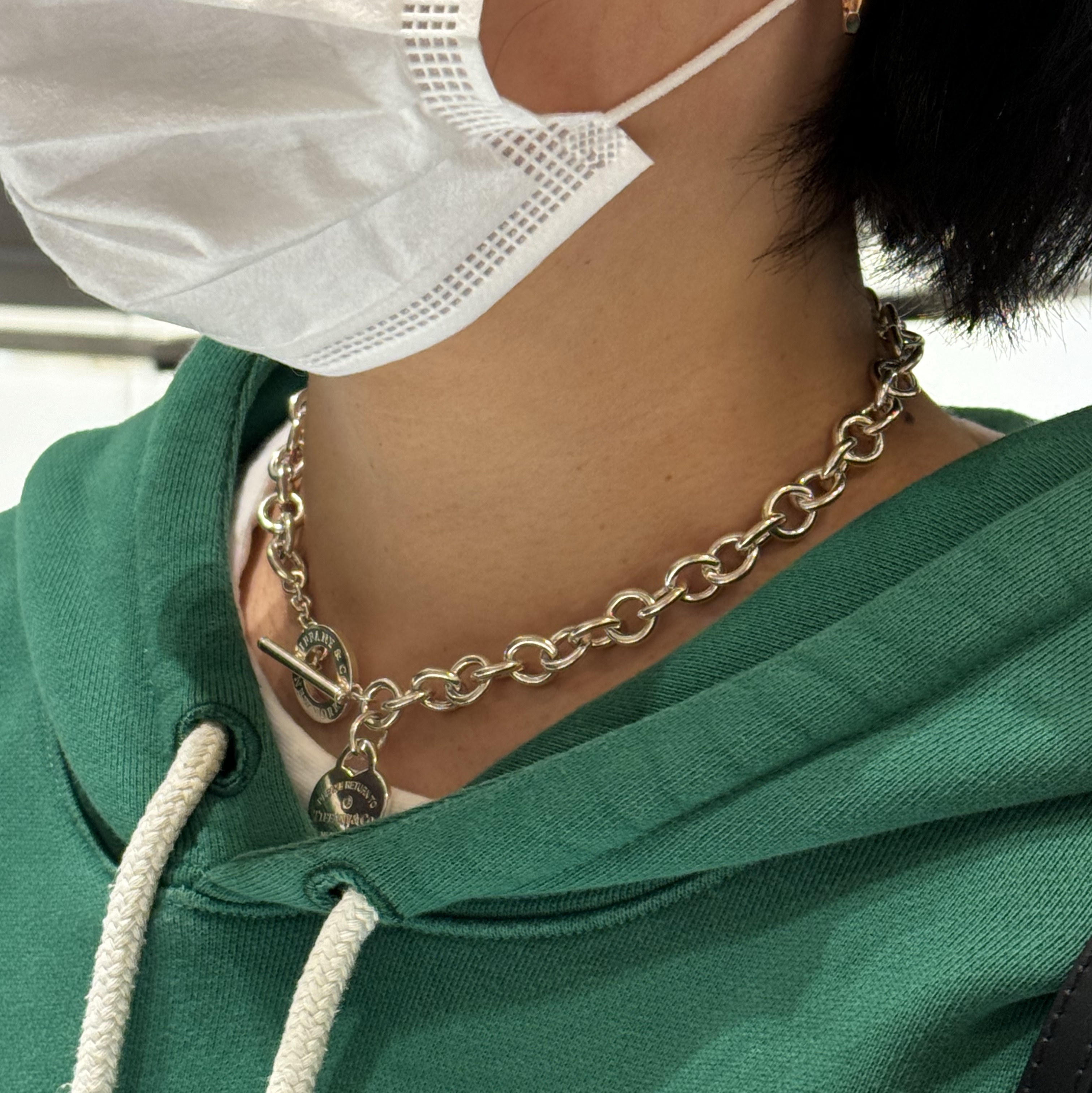 Tiffany & Co. Return to Tiffany Heart Tag Toggle Necklace Medium Silver 착용 스타일