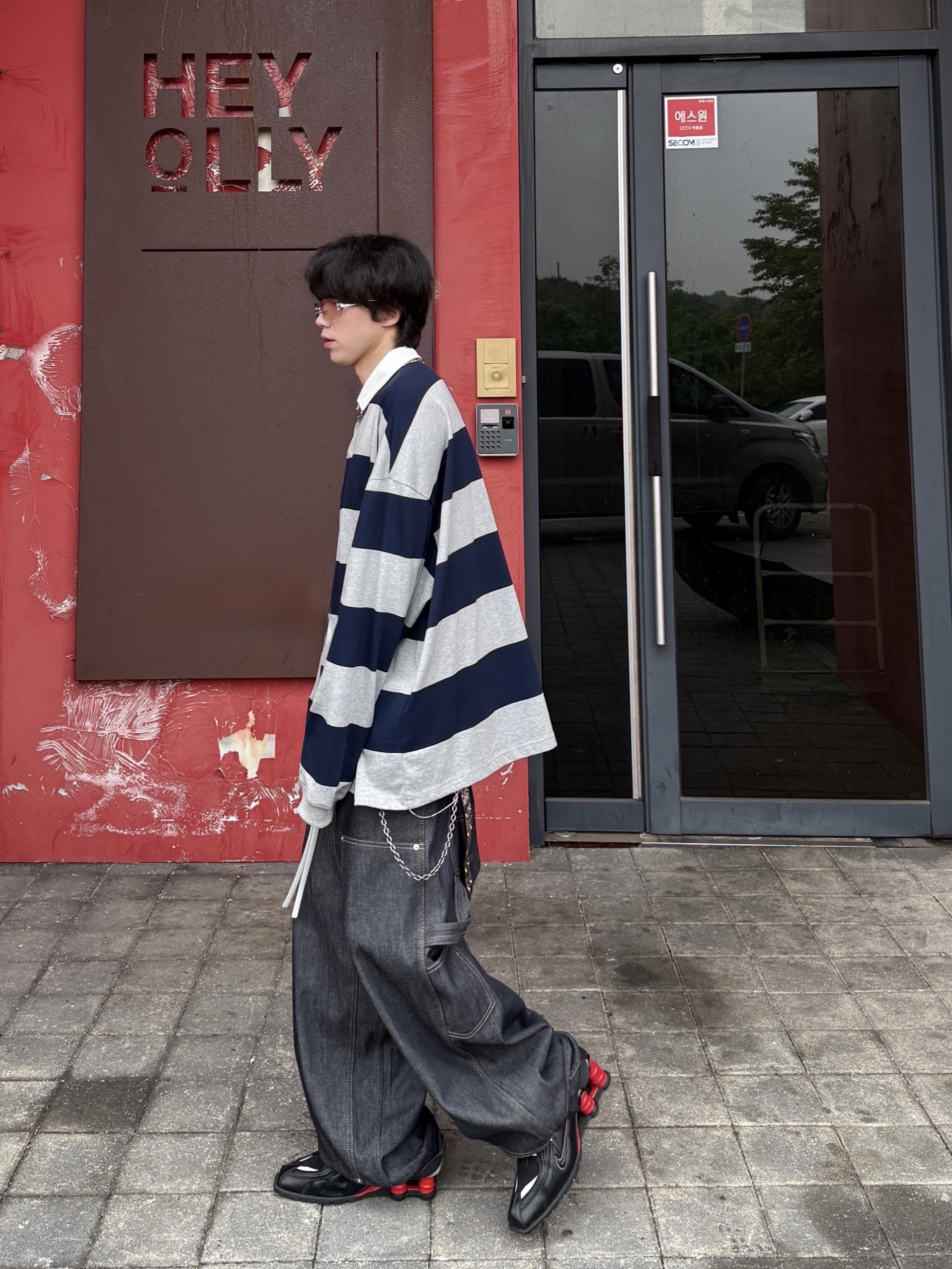 MJD Oversized Stripe Rugby Shirt M.Grey, GRAILZ x KOIN SEOUL Carpenter Raw Denim Pants Indigo 착용 스타일 - 8