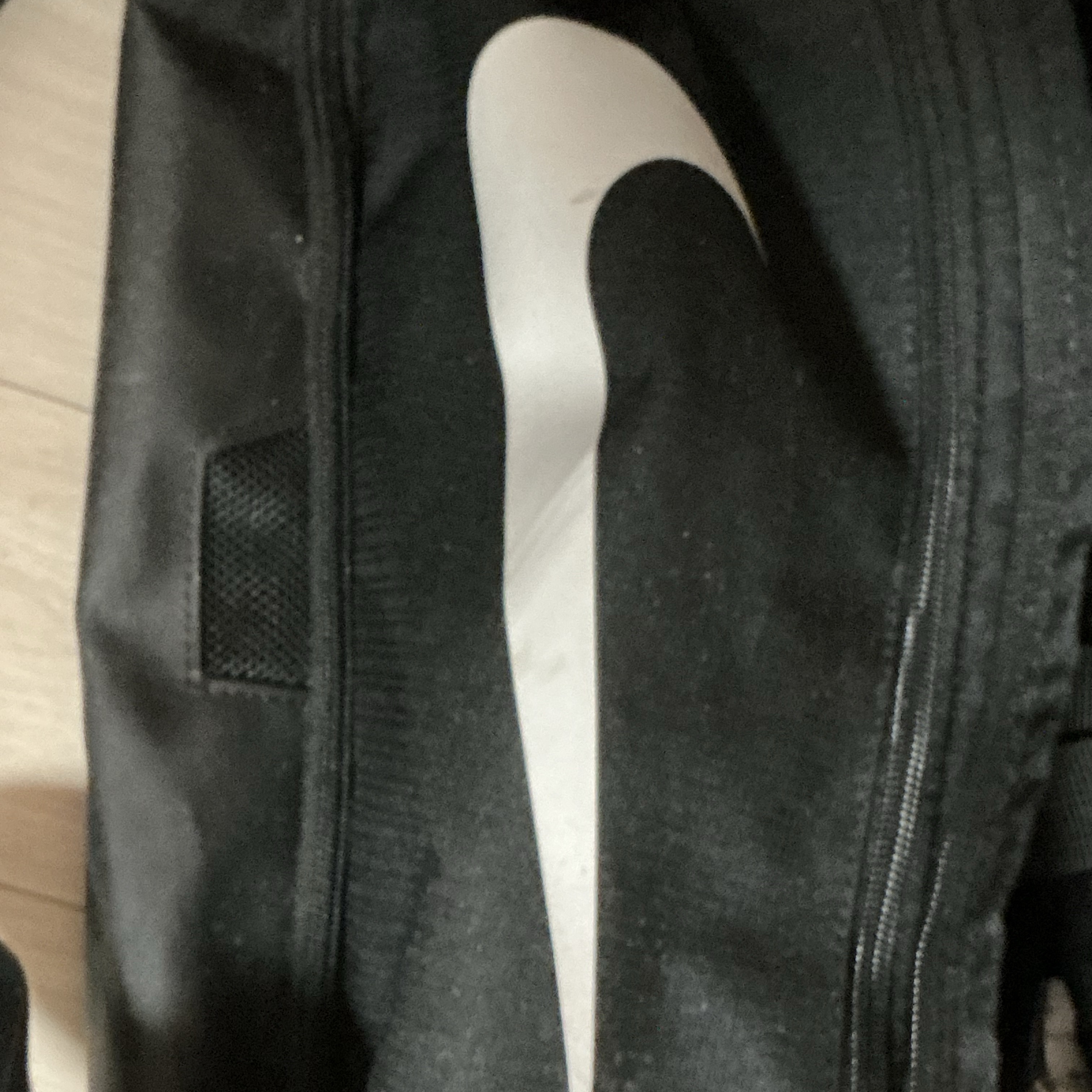 Nike Brasilia 9.5 Training Duffle Bag Extra Small 25L Black 착용 스타일