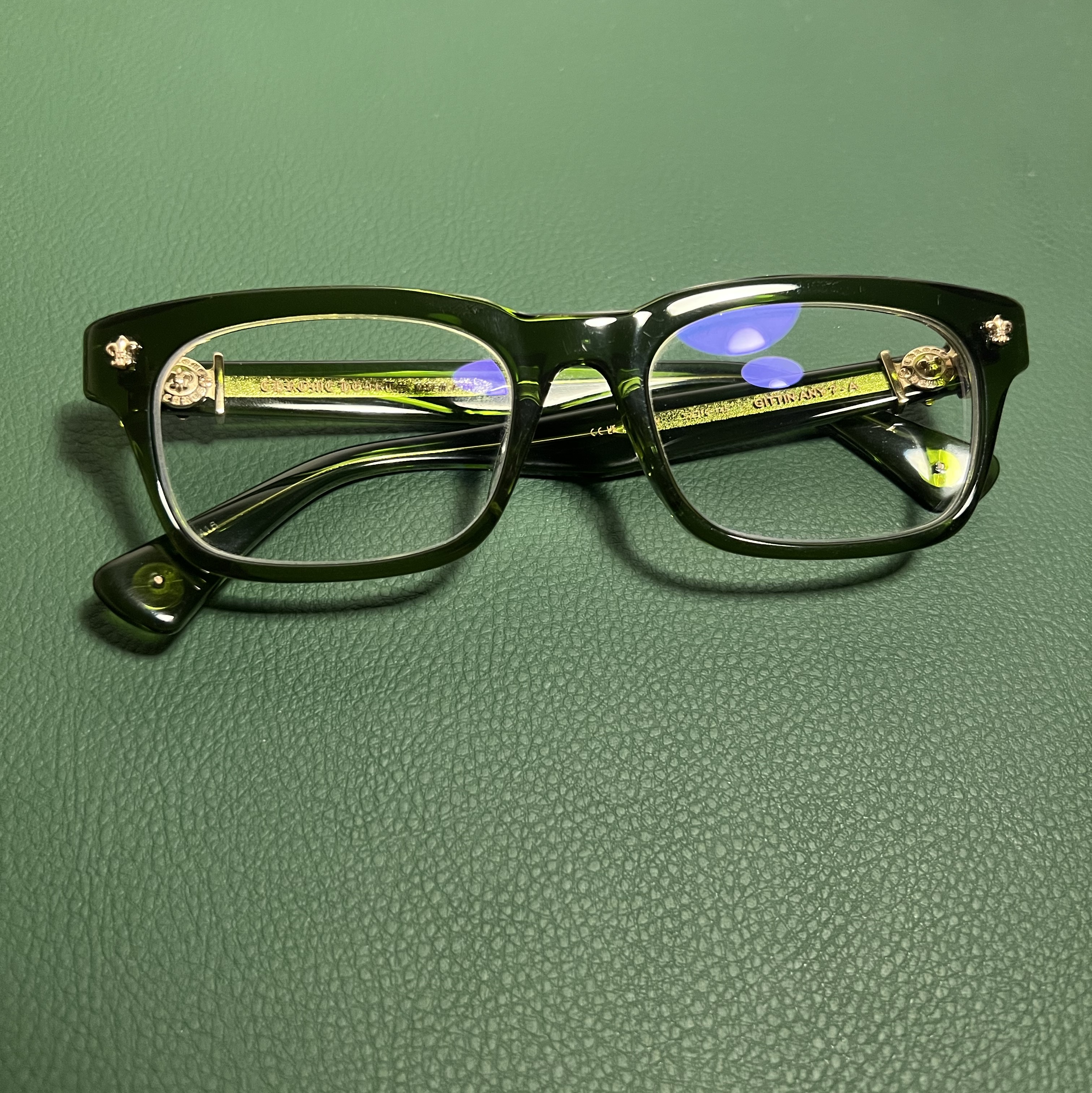 Chrome Hearts Gittin Any?-A Dark Olive 착용 스타일