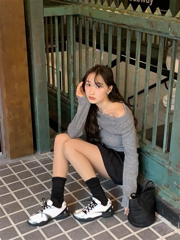 [6% 적립]Fila Echappe V2 Black 착용 스타일 - 2
