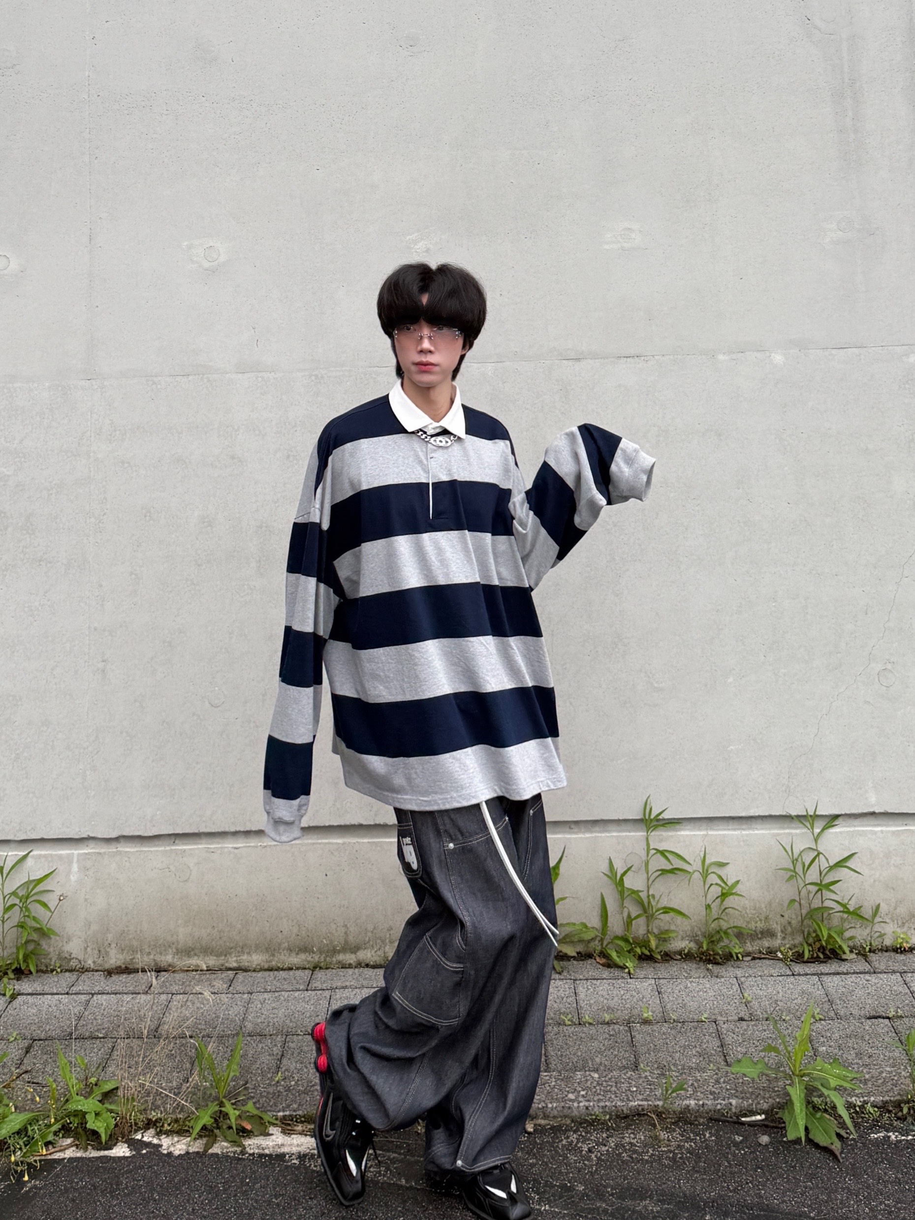 MJD Oversized Stripe Rugby Shirt M.Grey, GRAILZ x KOIN SEOUL Carpenter Raw Denim Pants Indigo 착용 스타일 - 6