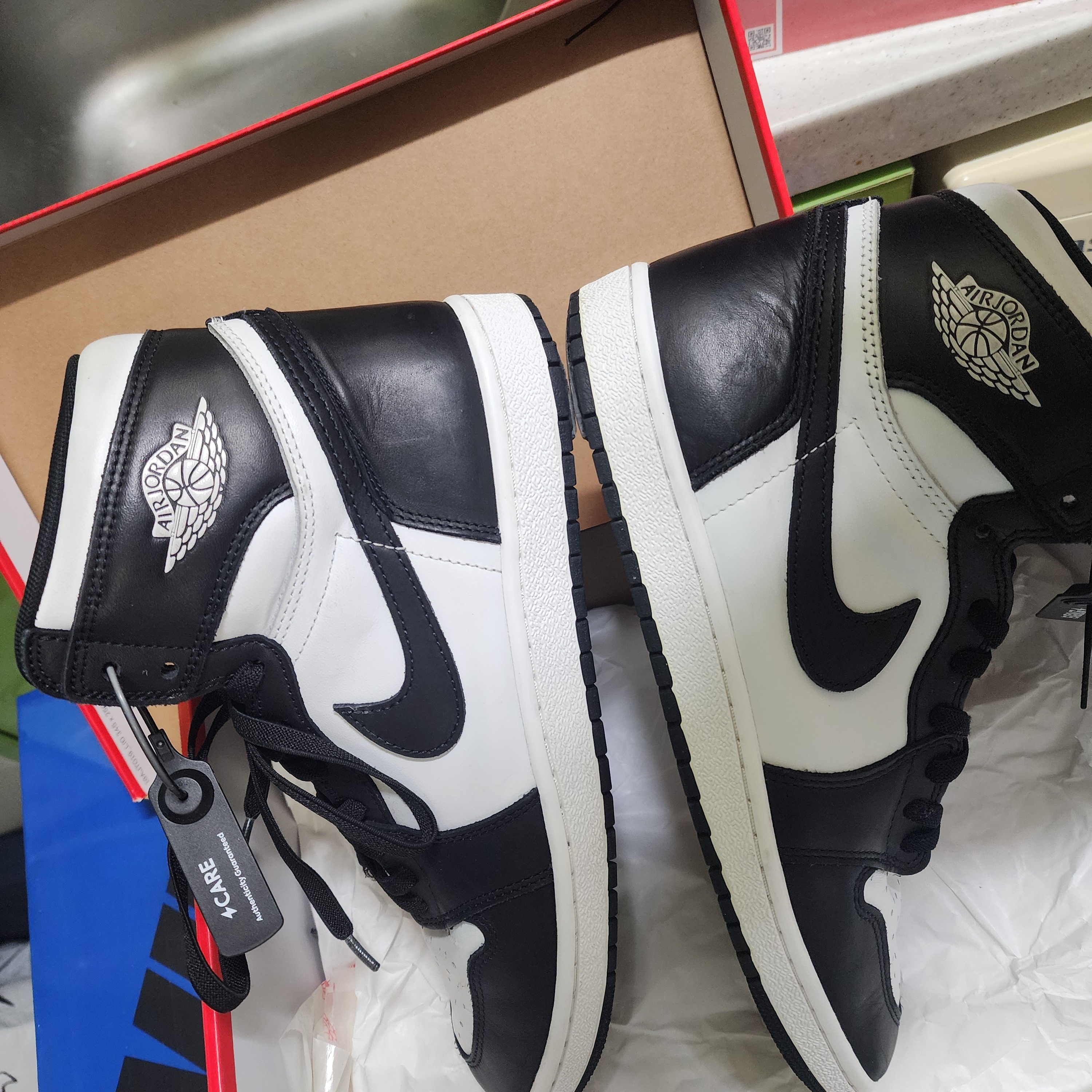 Jordan 1 High 85 Black White 착용 스타일