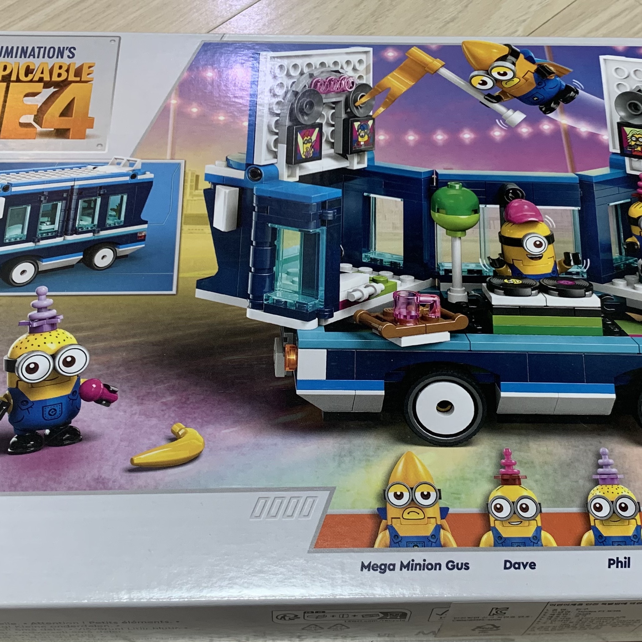Lego Minions Music Party Bus 착용 스타일