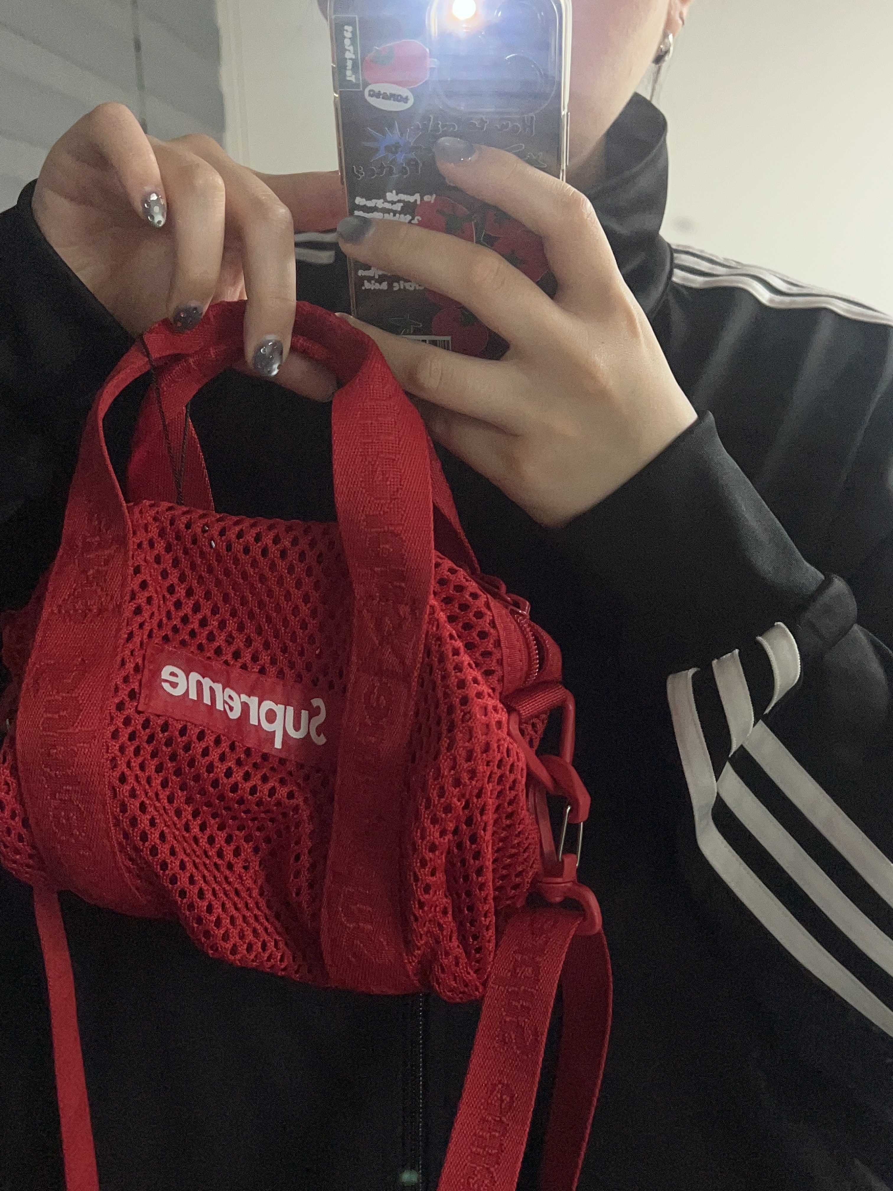 Supreme Mesh Mini Duffle Bag Red - 25SS, Adidas Adicolor Classics Firebird Track Top Black - KR Sizing 착용 스타일