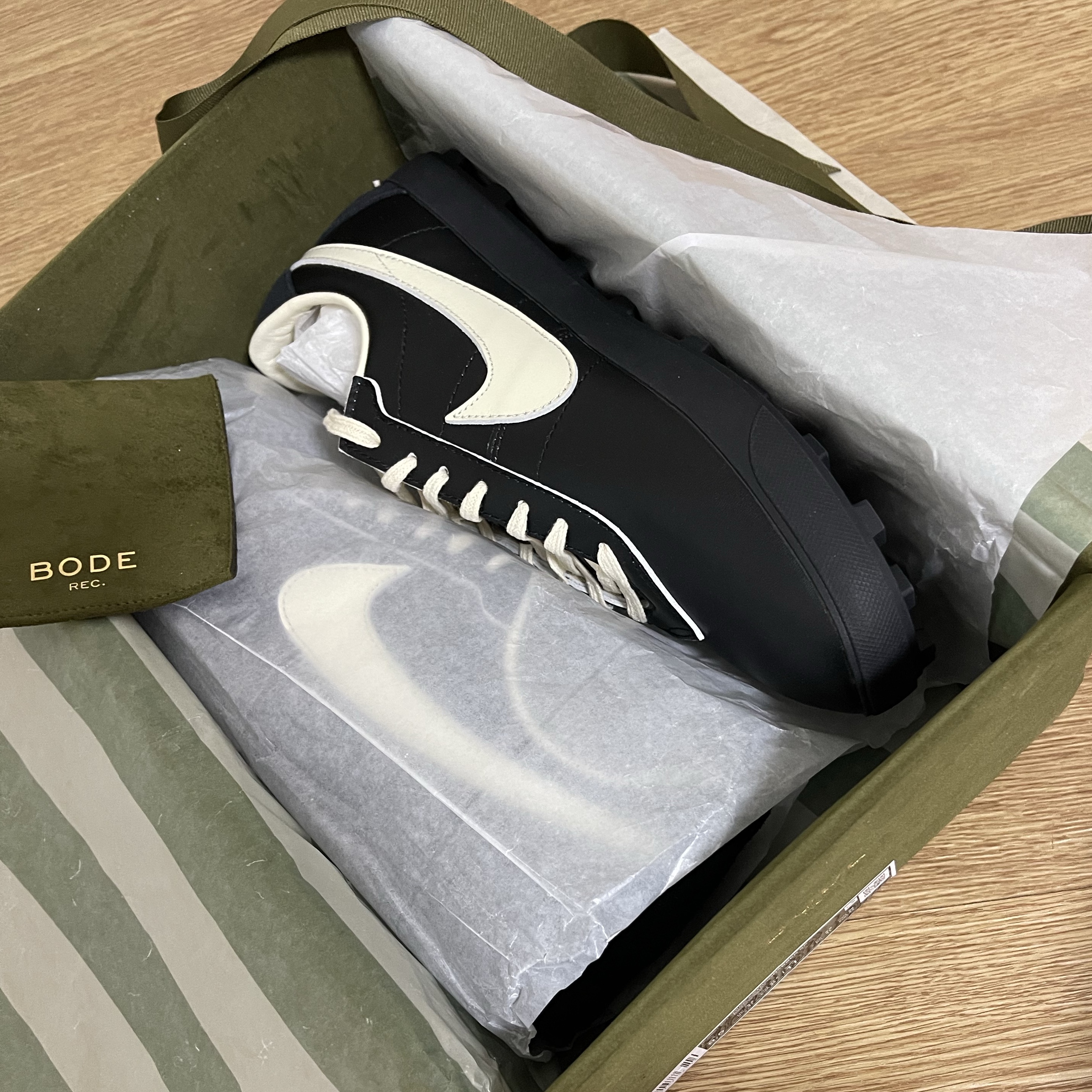 Nike x Bode Astrograbber SP Black and Coconut Milk 착용 스타일
