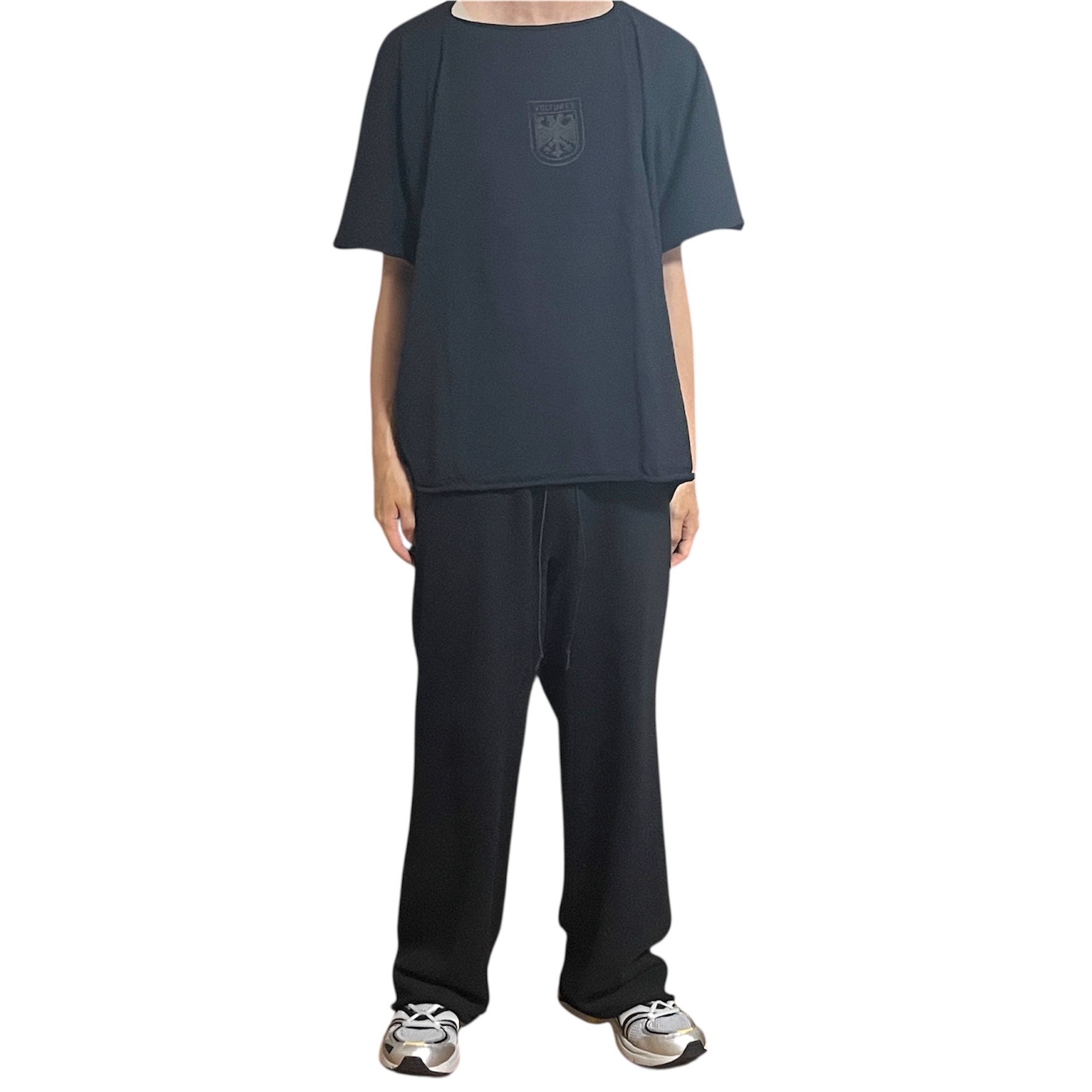 Yeezy Vultures Box T-Shirt Black 착용 스타일 - 1