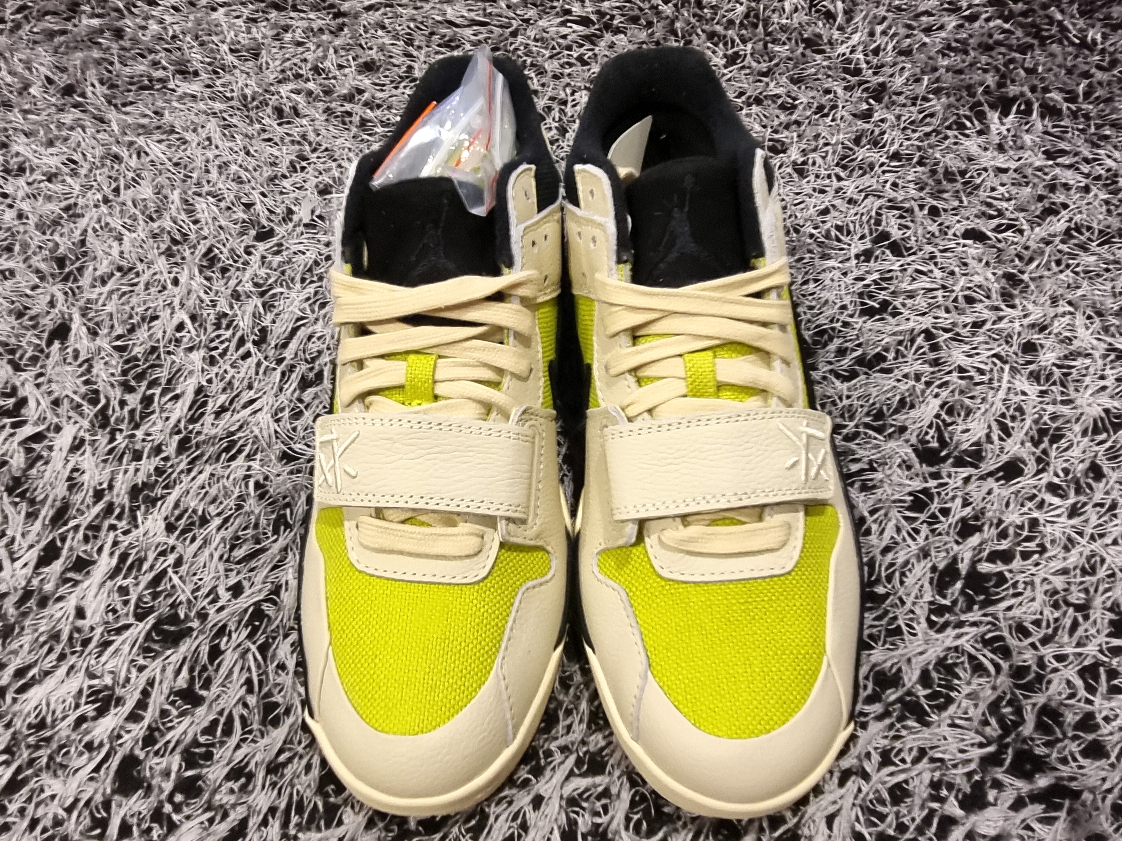 Jordan x Travis Scott Jumpman Jack TR Bright Cactus 착용 스타일 - 4