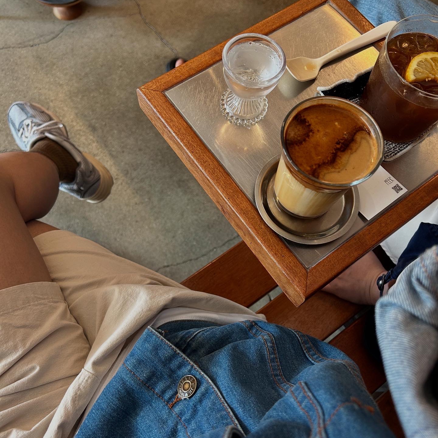 New Balance 530 Premium Vintage Grey Matter, Casio G-Shock GA-2100-1A1 착용 스타일 - 4