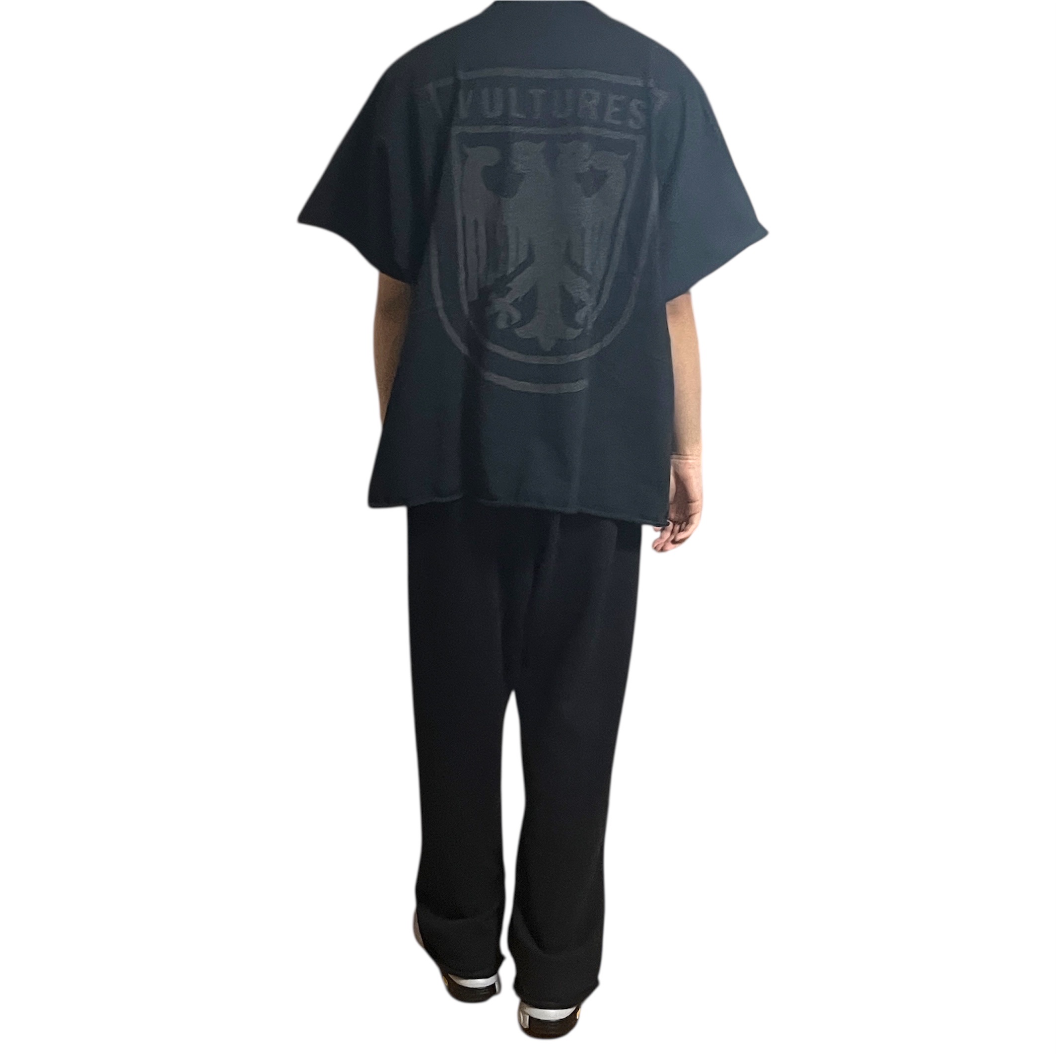 Yeezy Vultures Box T-Shirt Black 착용 스타일 - 5
