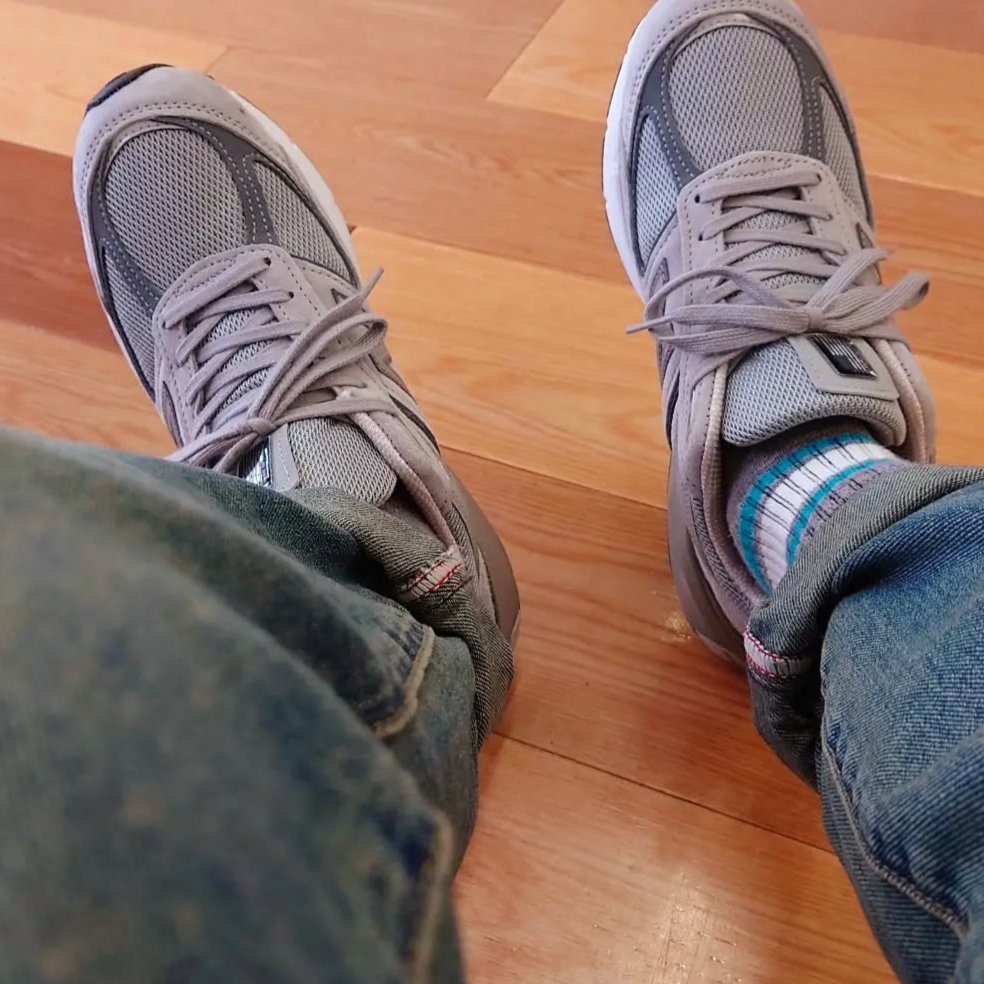 New Balance 990v5 Made in USA Grey - D Standard 착용 스타일