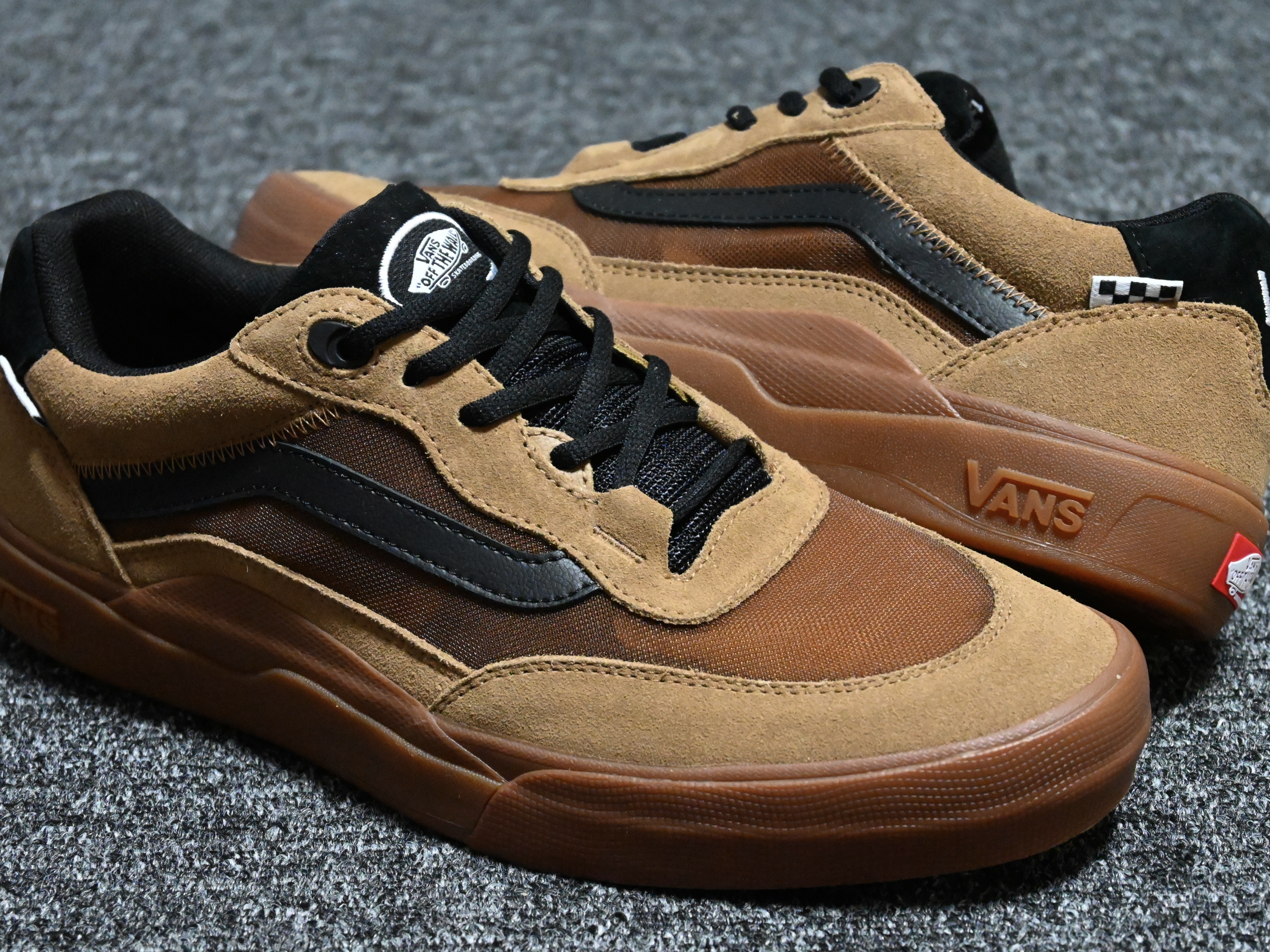 Vans Wayvee Brown 착용 스타일