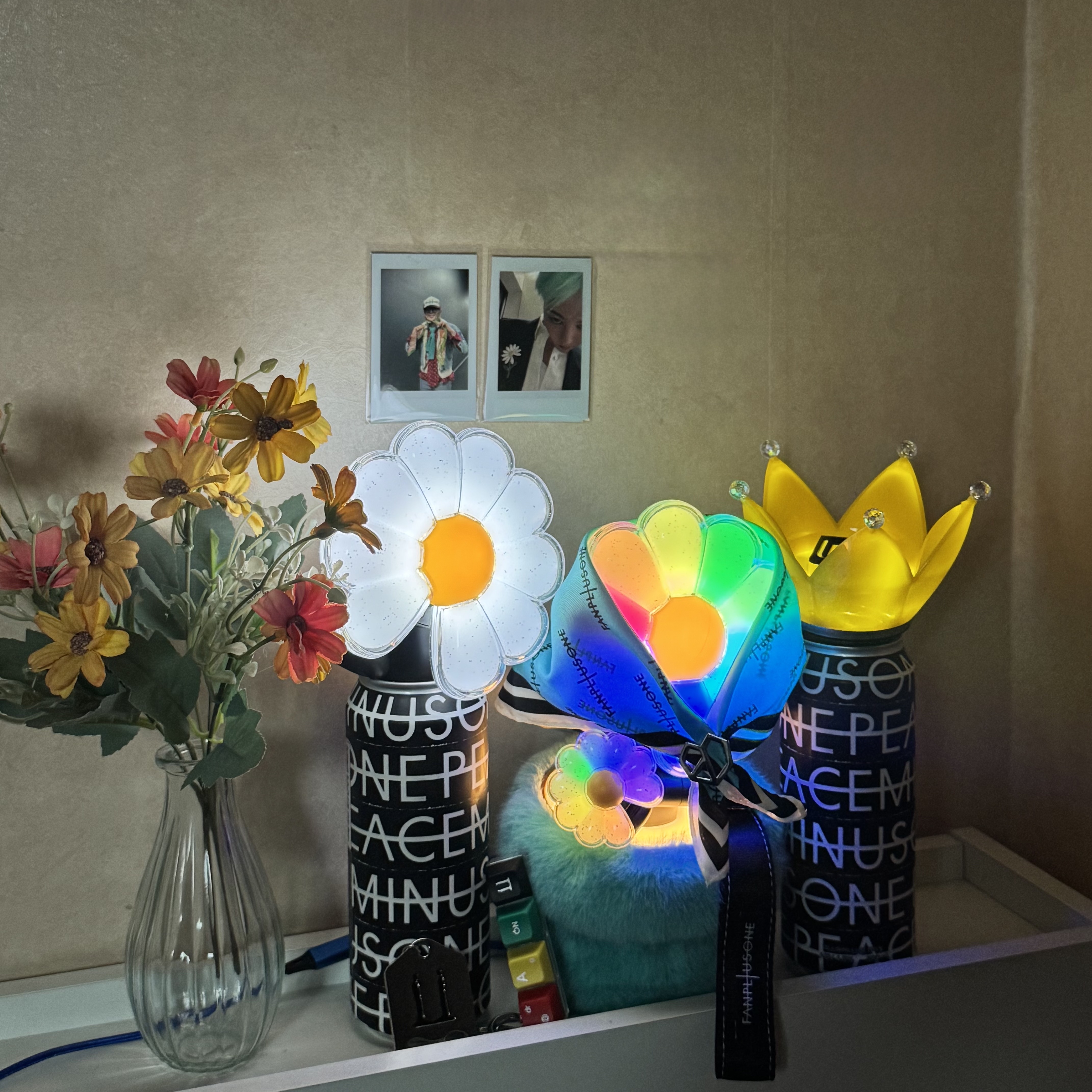 G-DRAGON Ubermensch Official Light Stick, Bigbang Official Light Stick Ver.4 Black 2025 착용 스타일 - 1