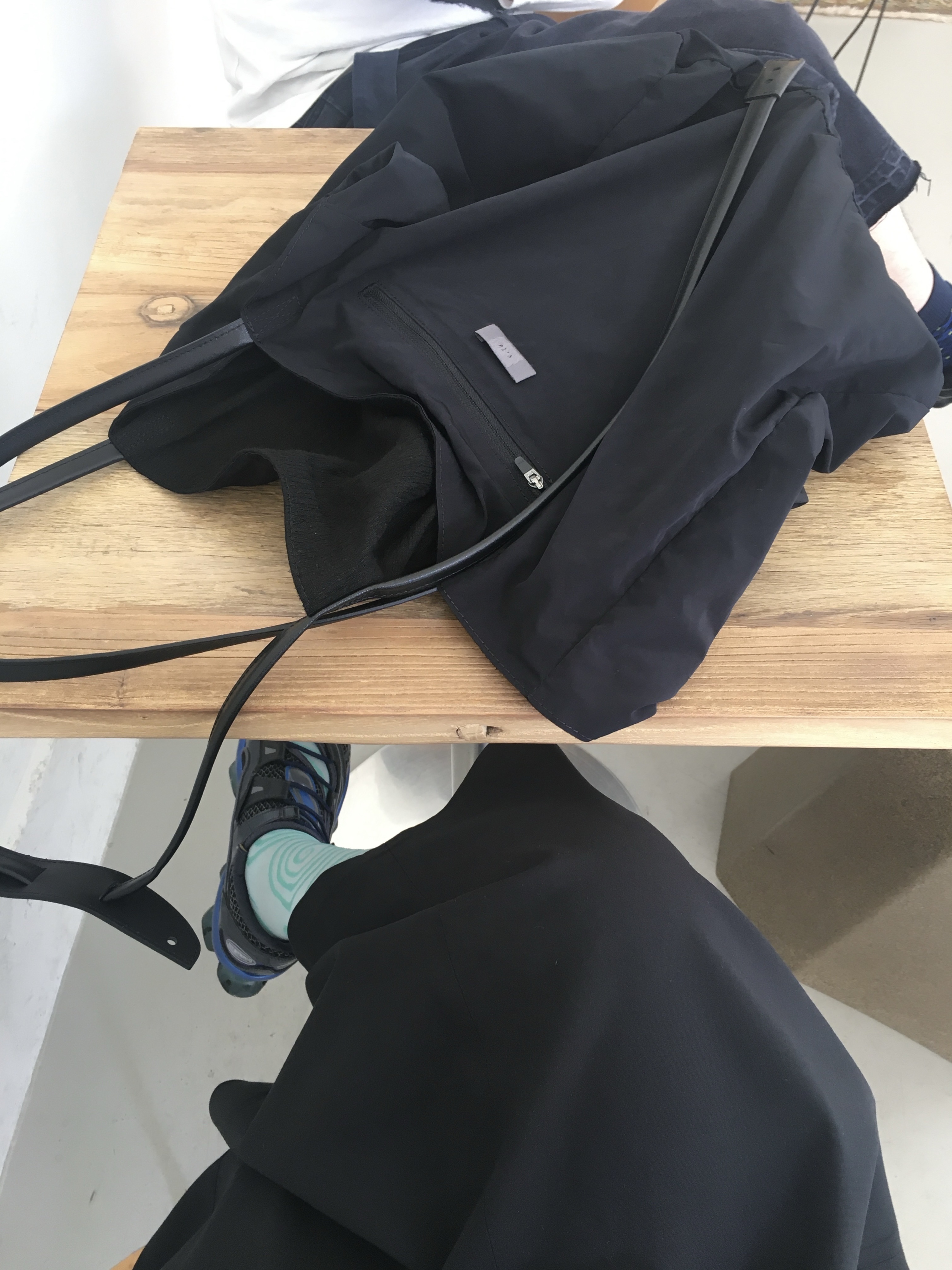 (W) Asics x Kiko Kostadinov x Hysteric Glamour Gel-Quantum Lylia Pure Silver Blue Expanse, Xlim Synopsis 01 Bag Black 착용 스타일 - 1