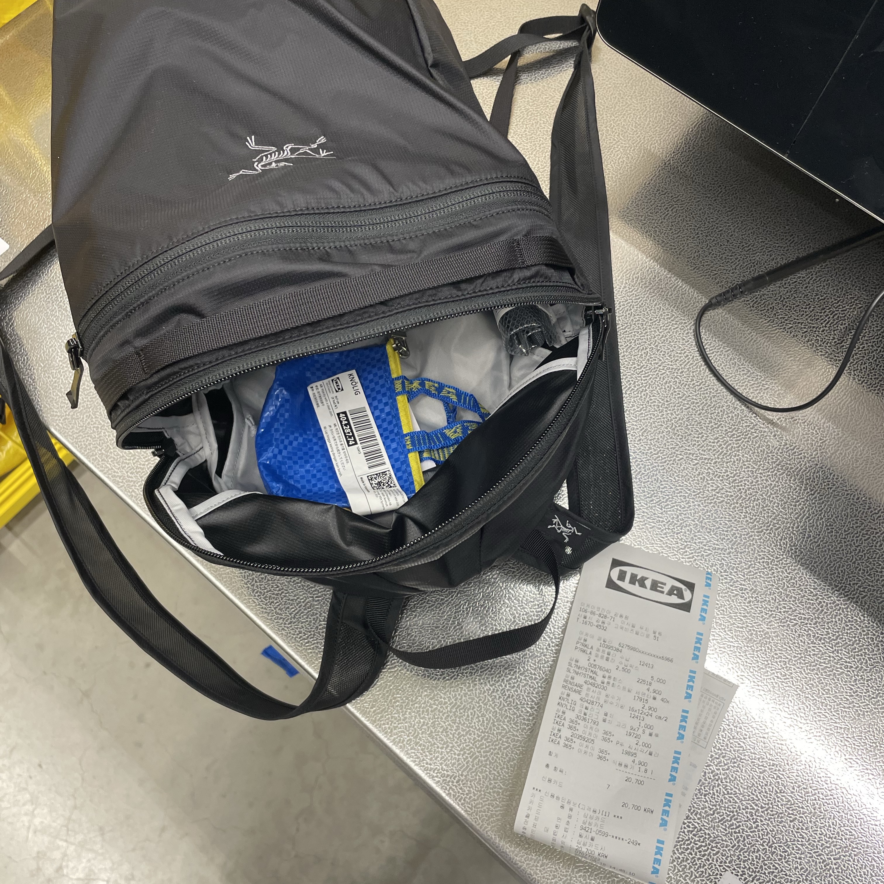 Arc'teryx Heliad 15 Backpack Black 착용 스타일