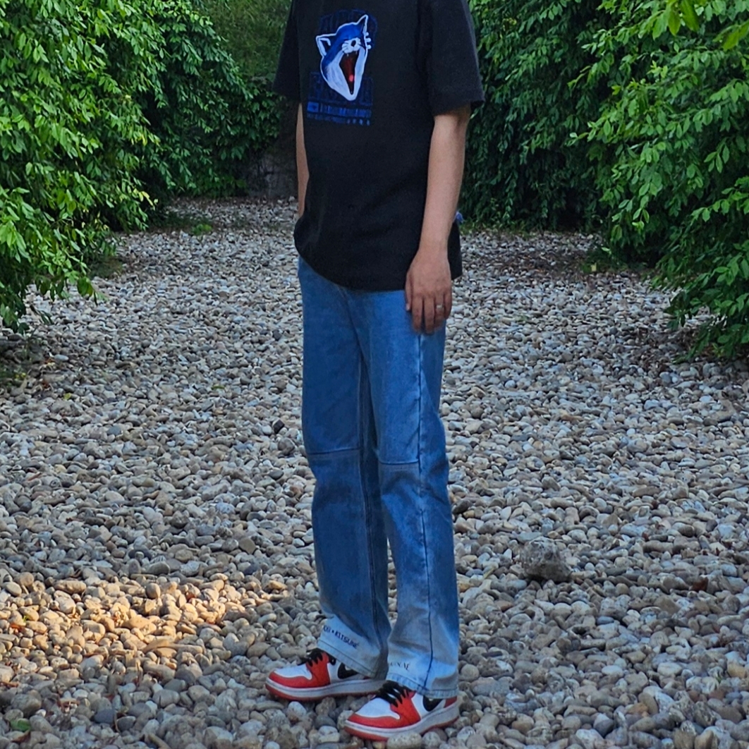 Maison Kitsune x Ader Error Yawn Fox T-Shirt Black, Maison Kitsune x Ader Error Fog Denim Blue 착용 스타일