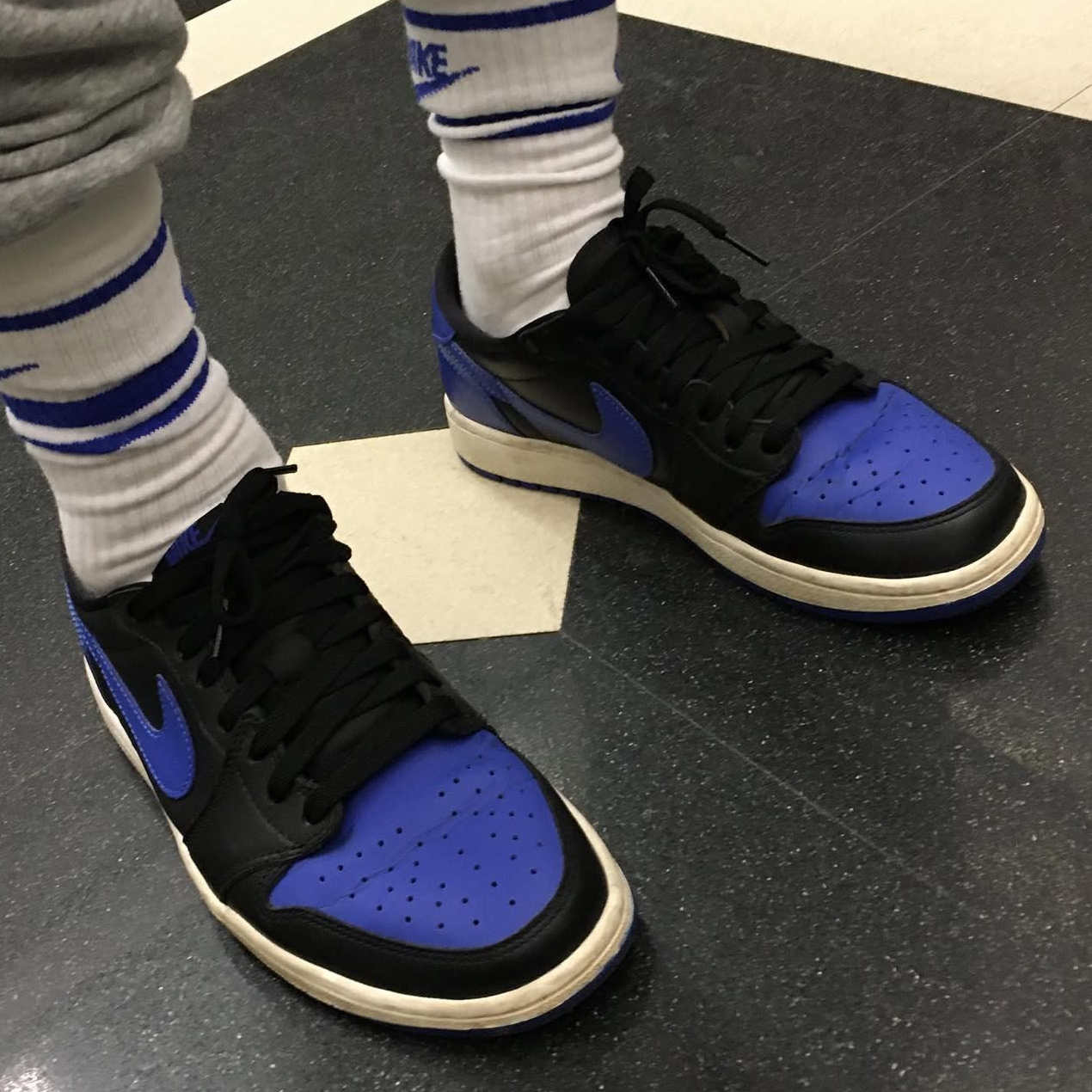 Jordan 1 Retro Low OG Royal 2015 착용 스타일