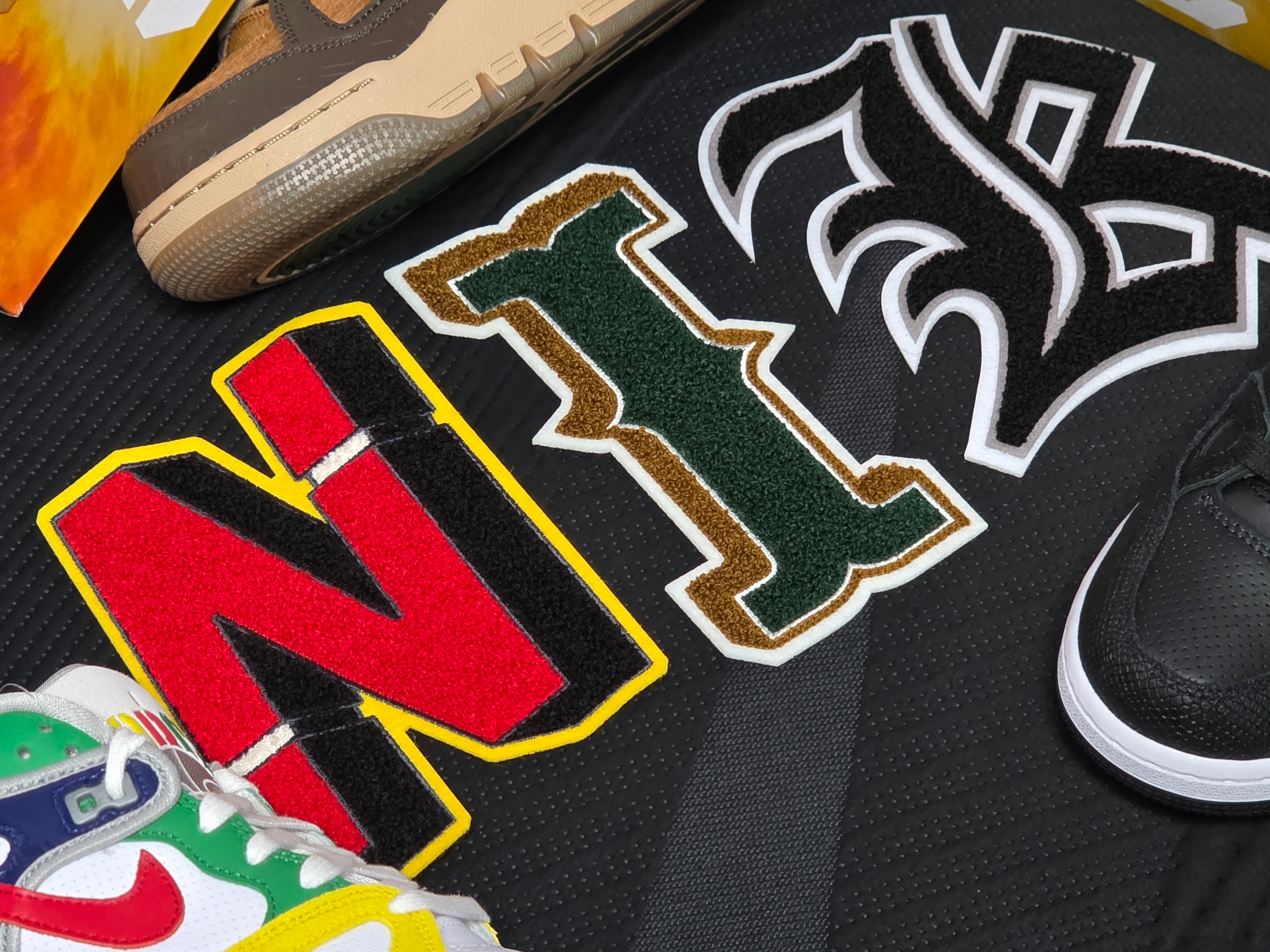 Nike x Nigo Air Force 3 Low SP Black and White, Nike x Nigo Air Force 3 Low SP Baroque Brown and Pecan 착용 스타일 - 2