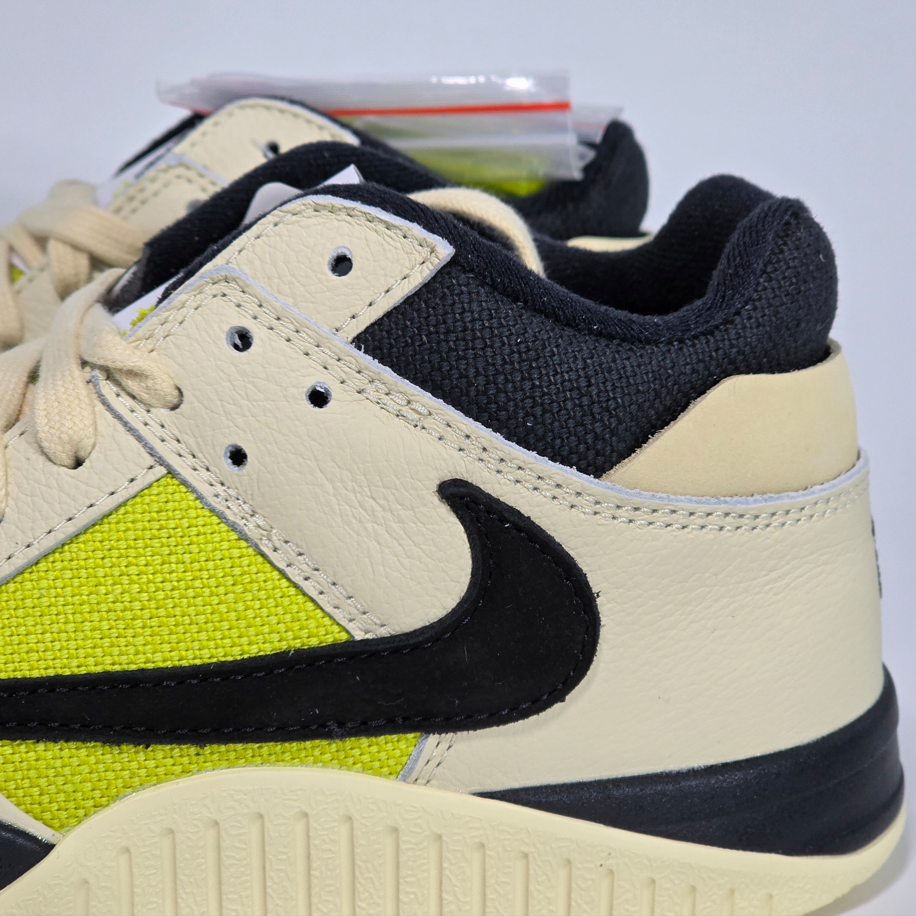 Jordan x Travis Scott Jumpman Jack TR Bright Cactus 착용 스타일