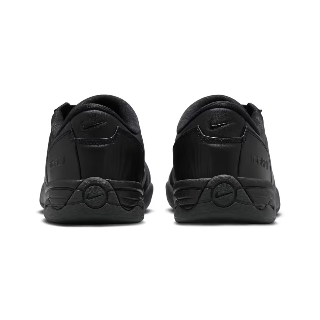 Nike Total 90 III SP Metallic Silver and Black, Nike Total 90 III SP Light Orewood Brown Black 착용 스타일 - 4