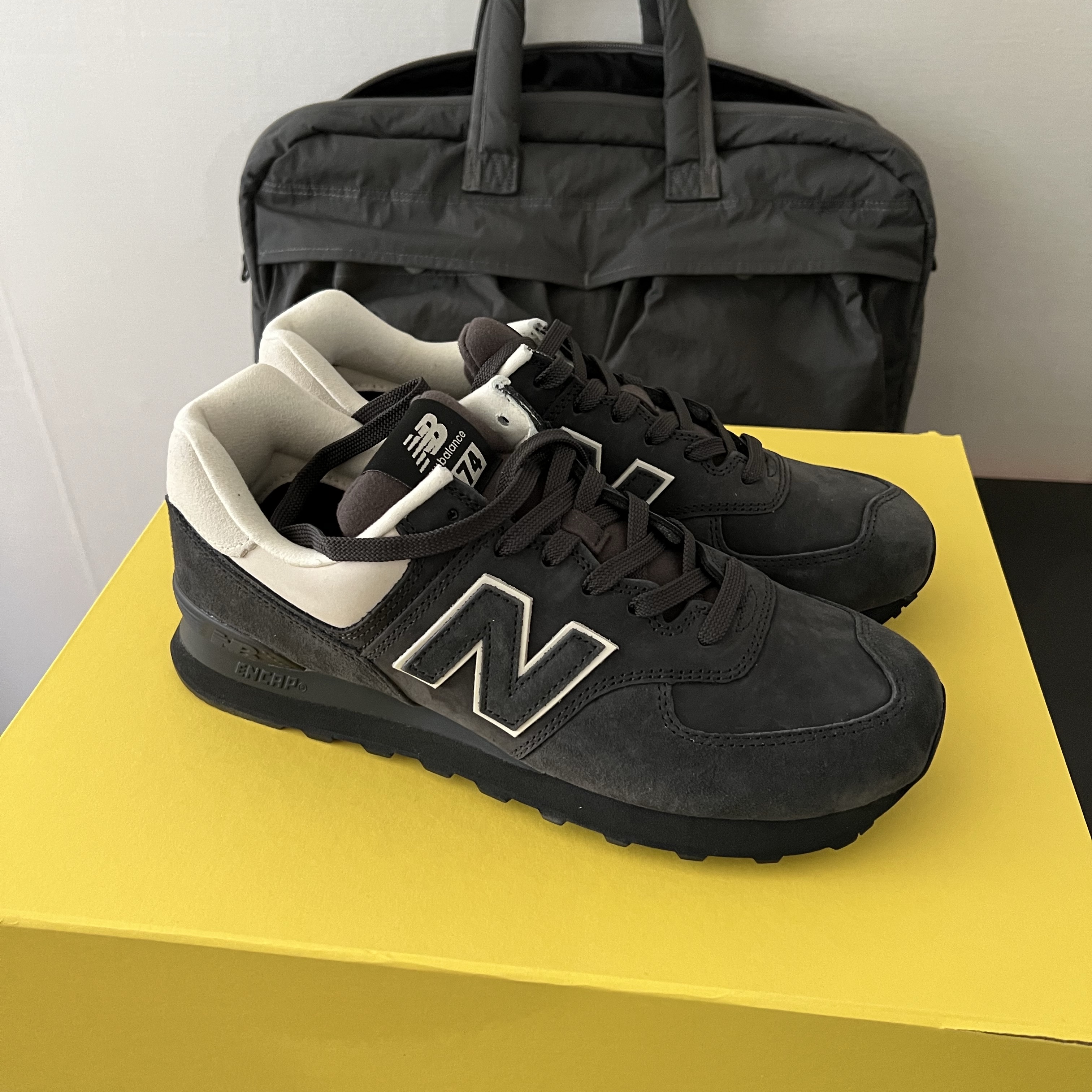 New Balance x Comme des Garcons Junya Watanabe Man 574 Suede Grey Off White 착용 스타일
