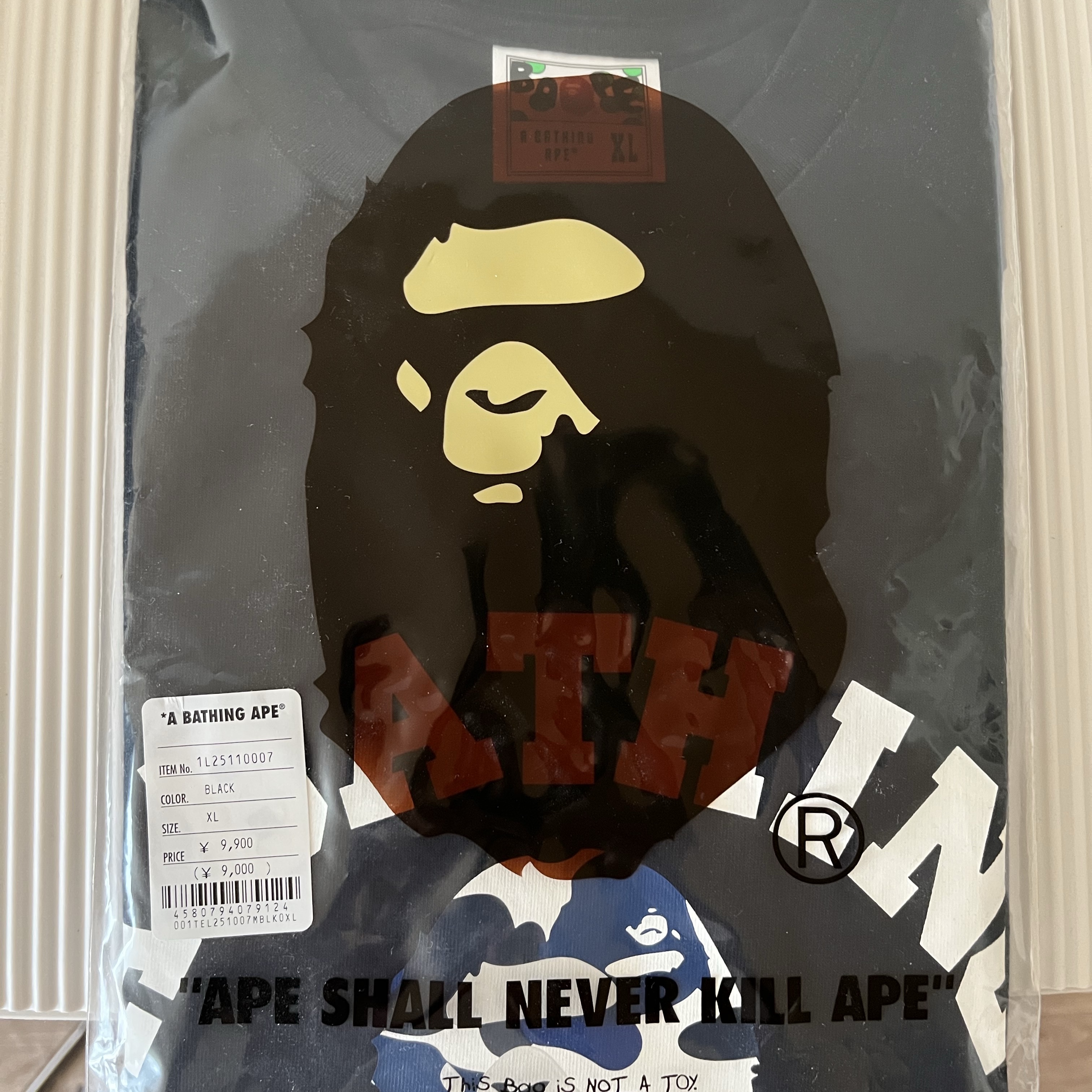 BAPE Color Camo College T-Shirt Black Navy 착용 스타일