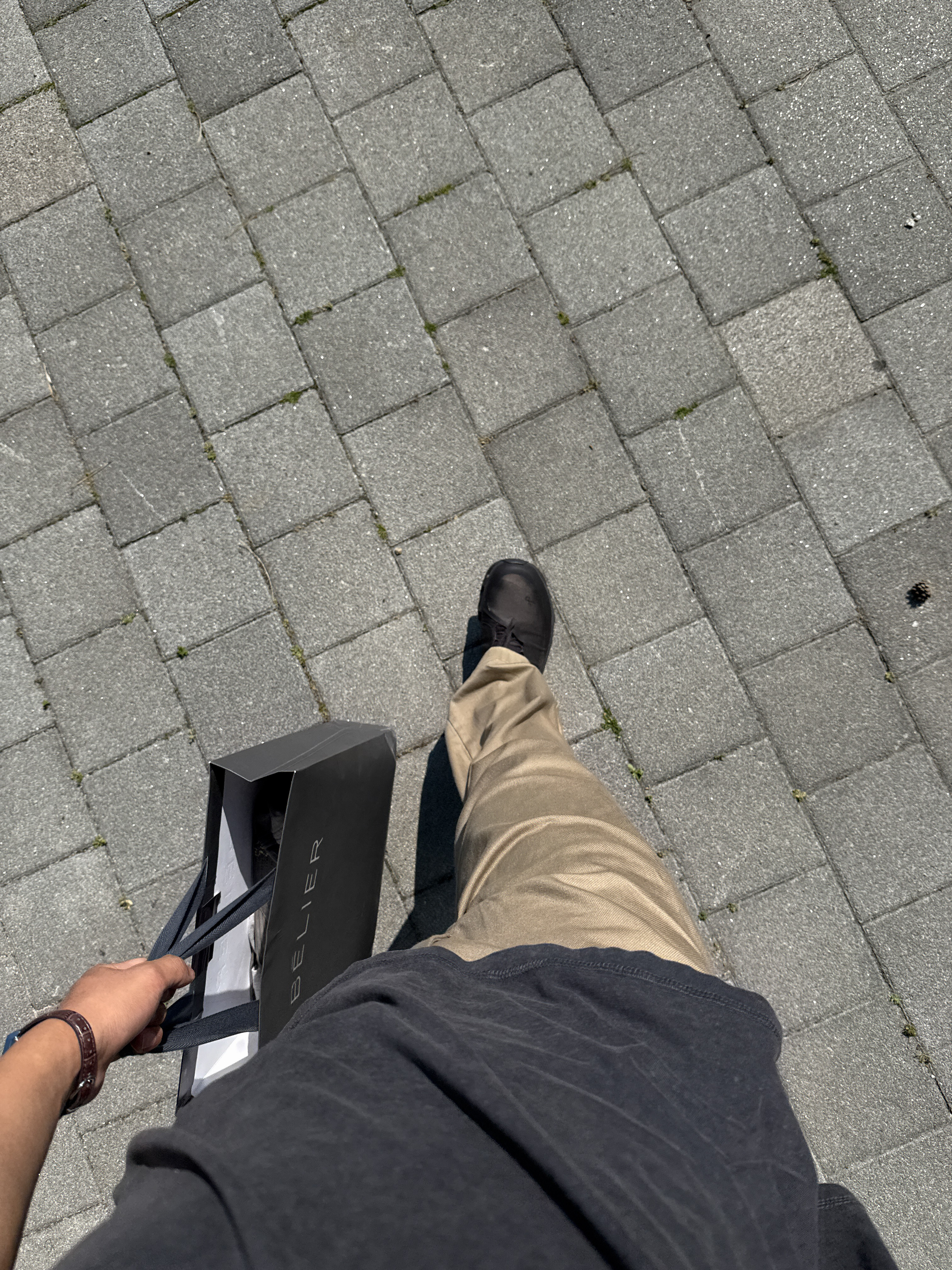 BOSE QC Ultra Black (Korean Ver.), On Running x Post Archive Faction (Paf) Cloudmonster 2 Thorn Brown 착용 스타일 - 4