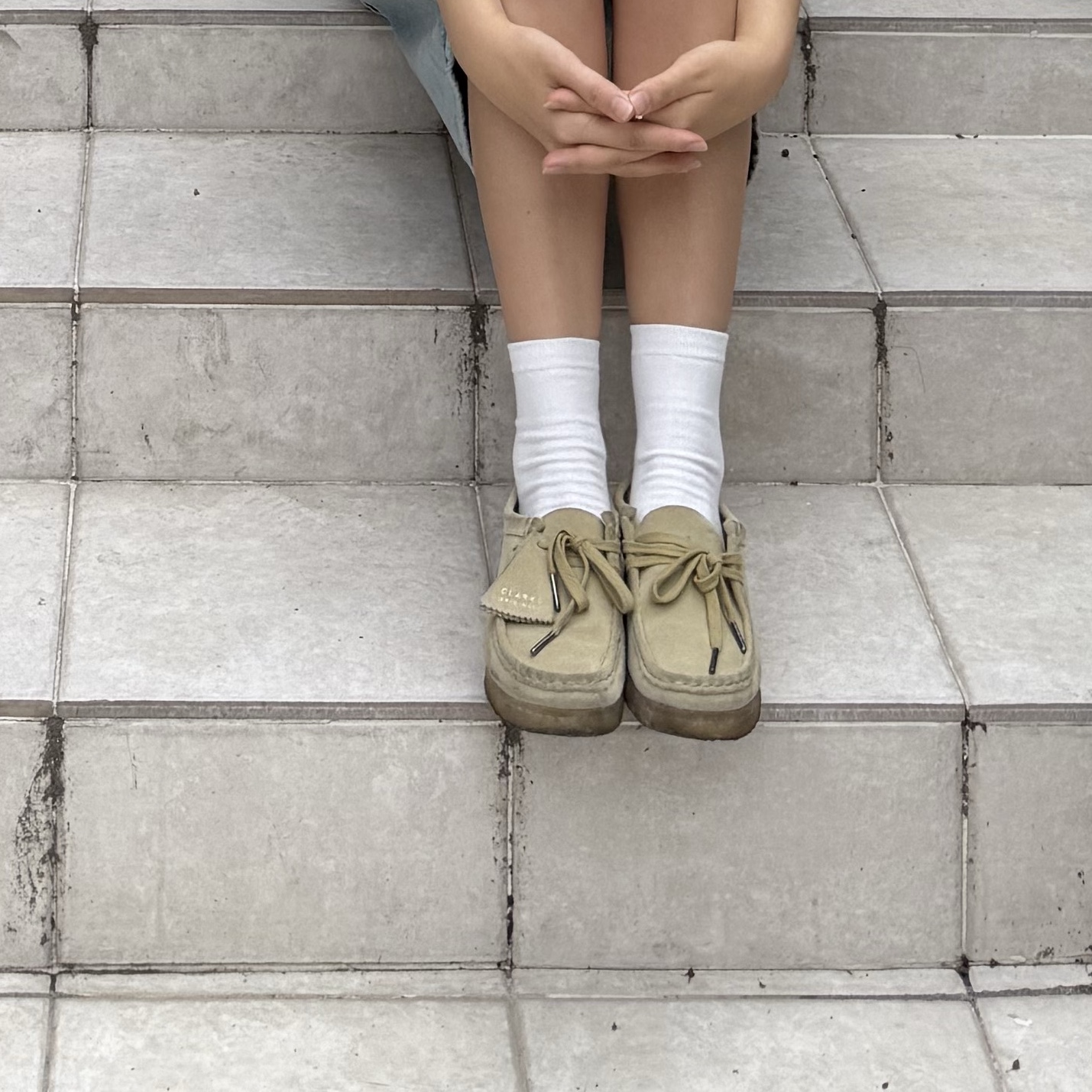(W) Clarks Wallabee Maple Suede 착용 스타일