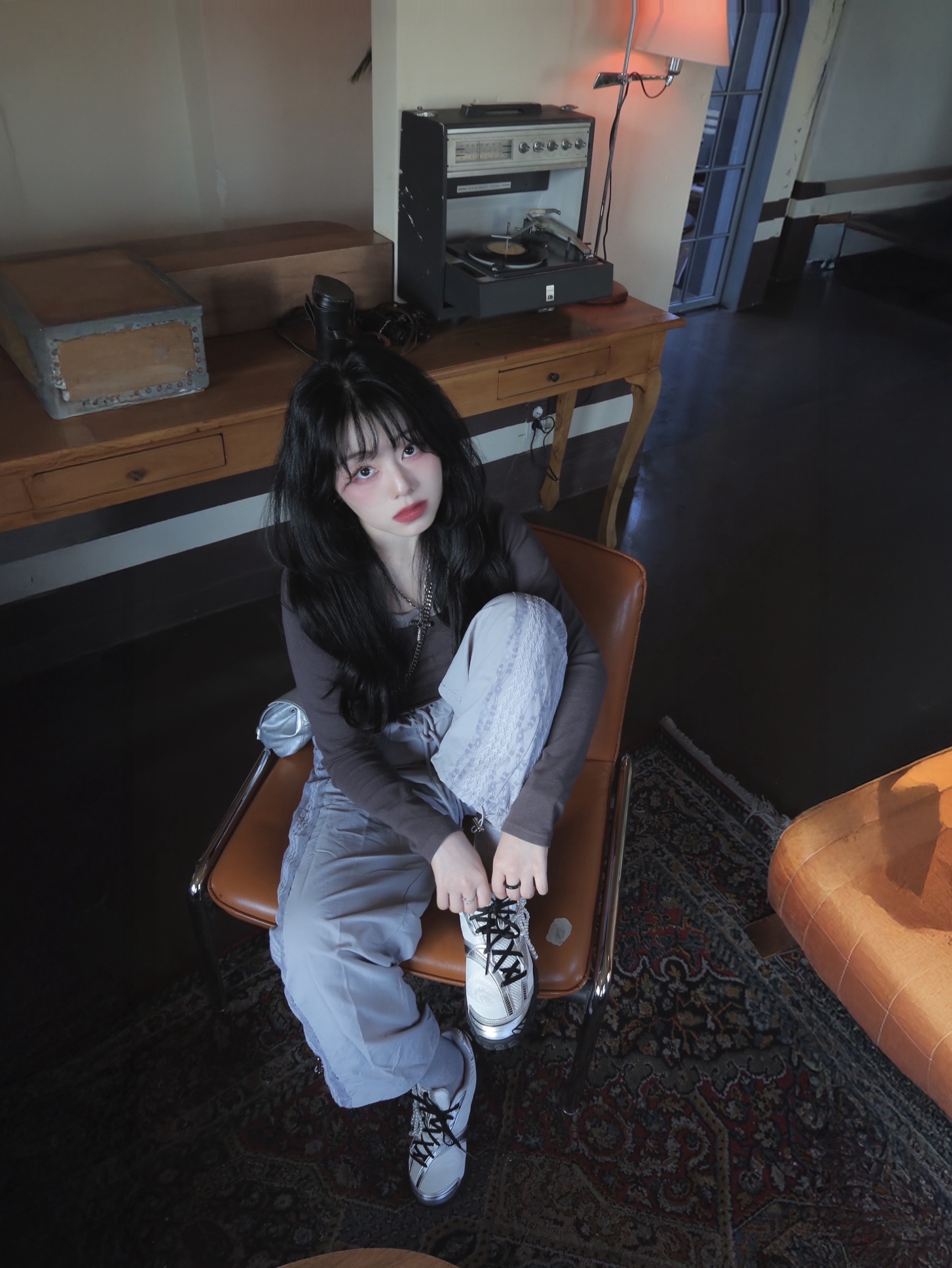[6% 적립]Fila Echappe V2 Black 착용 스타일 - 1