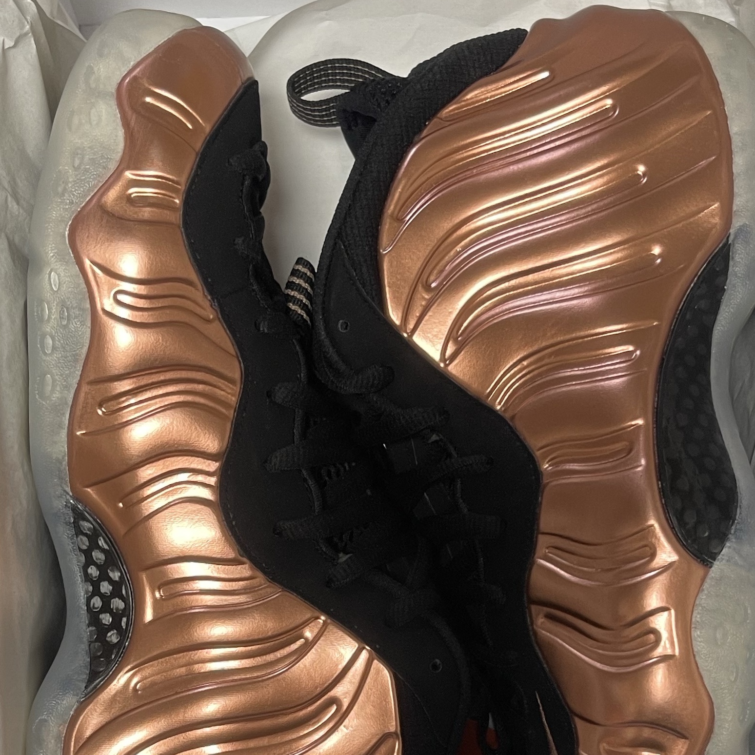 Nike Air Foamposite One Metallic Copper 2024 착용 스타일