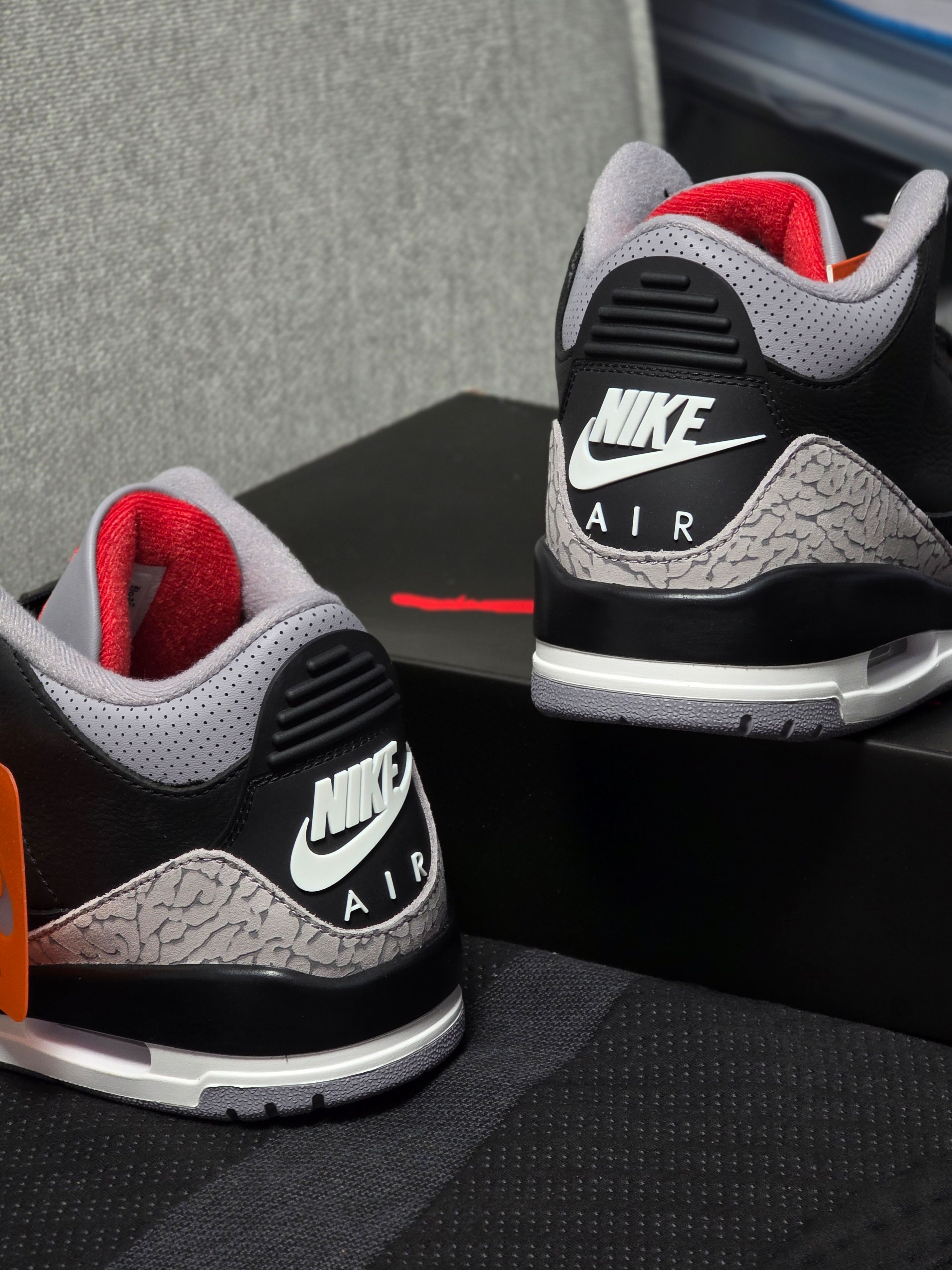 Jordan 3 Retro White Cement Reimagined, Jordan 3 Retro Black Cement 2024 착용 스타일 - 2