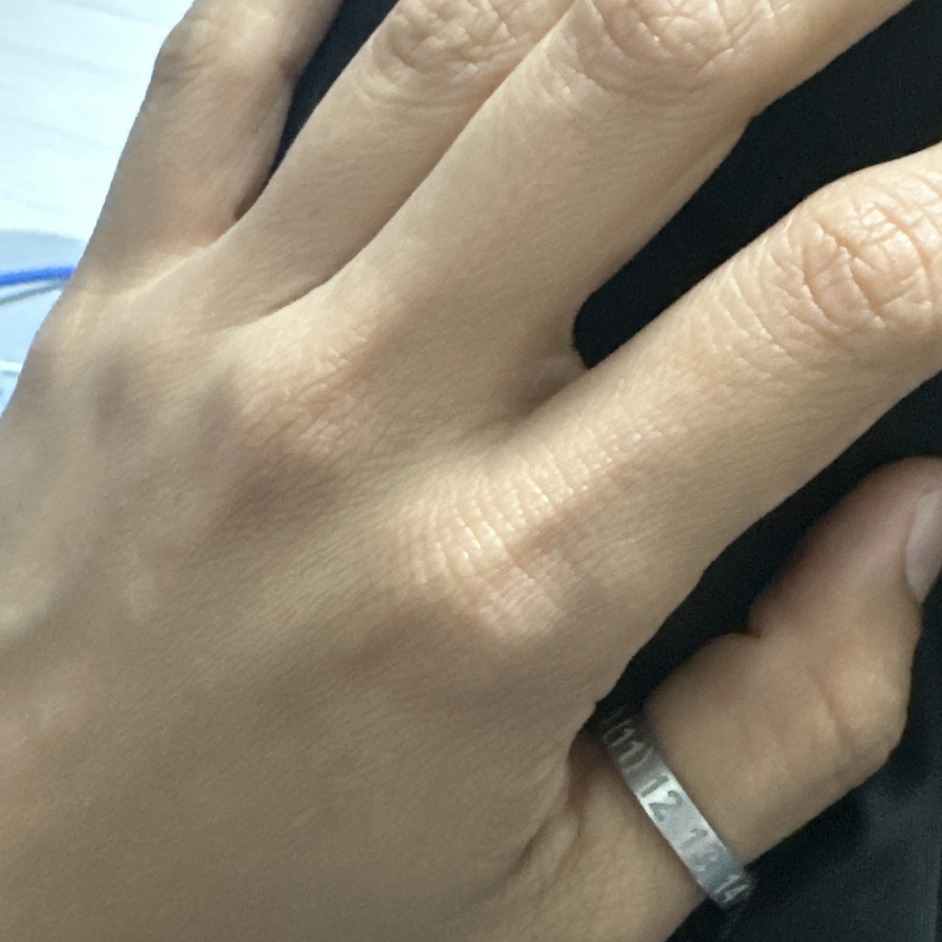 Maison Margiela Numerical Silver Ring Silver 착용 스타일 - 2