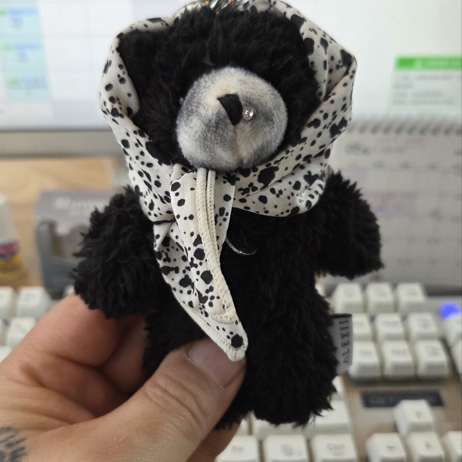 ALEXII Oreo Bear 착용 스타일 - 1