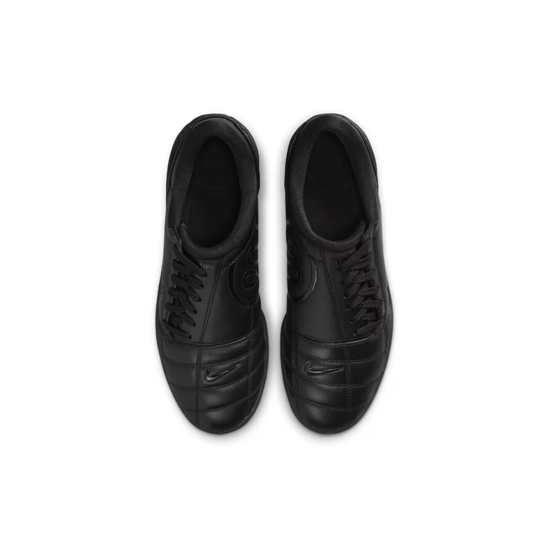 Nike Total 90 III SP Metallic Silver and Black, Nike Total 90 III SP Light Orewood Brown Black 착용 스타일 - 3