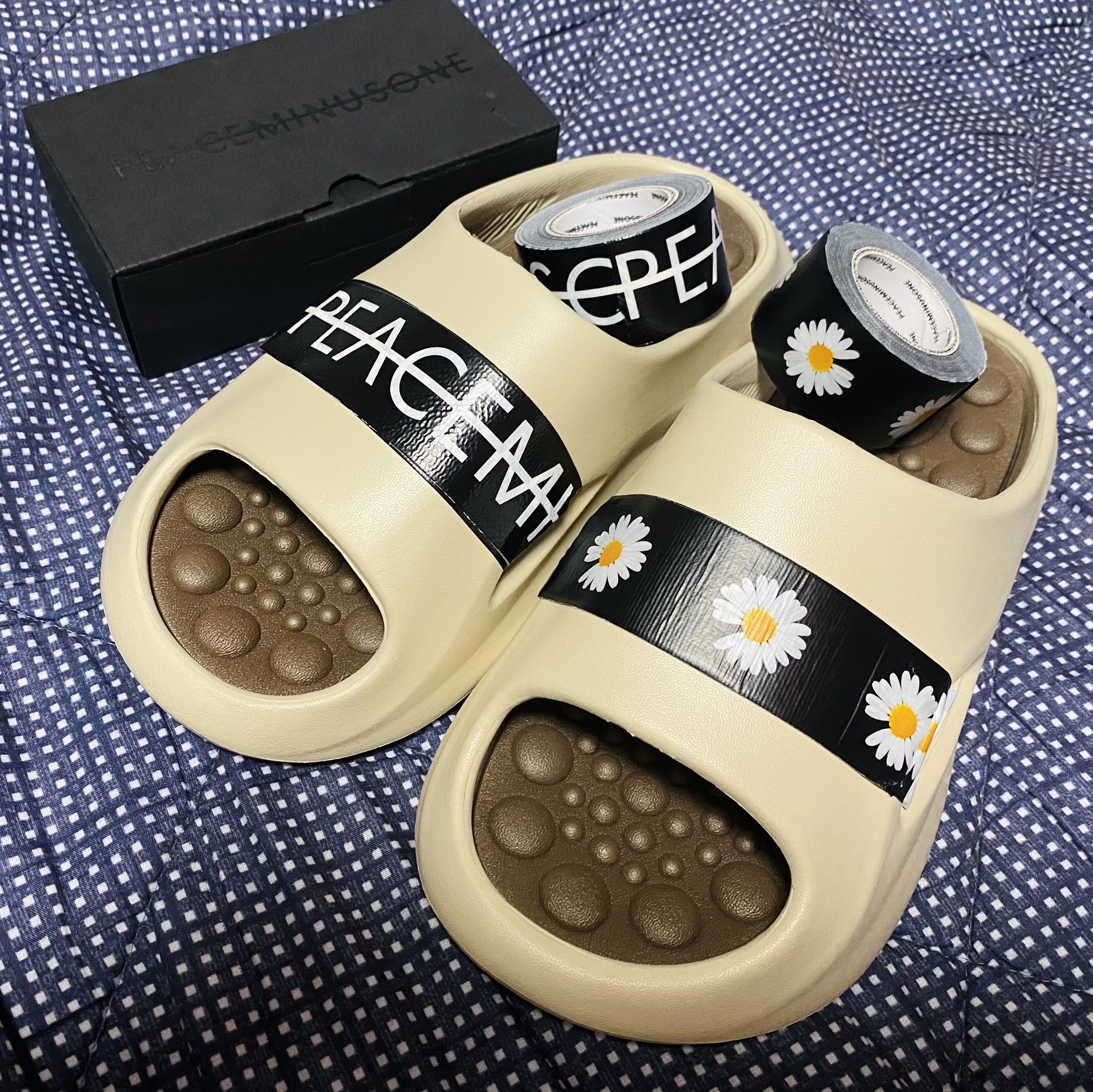 Peaceminusone Duct Tape #1 Black (Set of 2) 착용 스타일 - 1