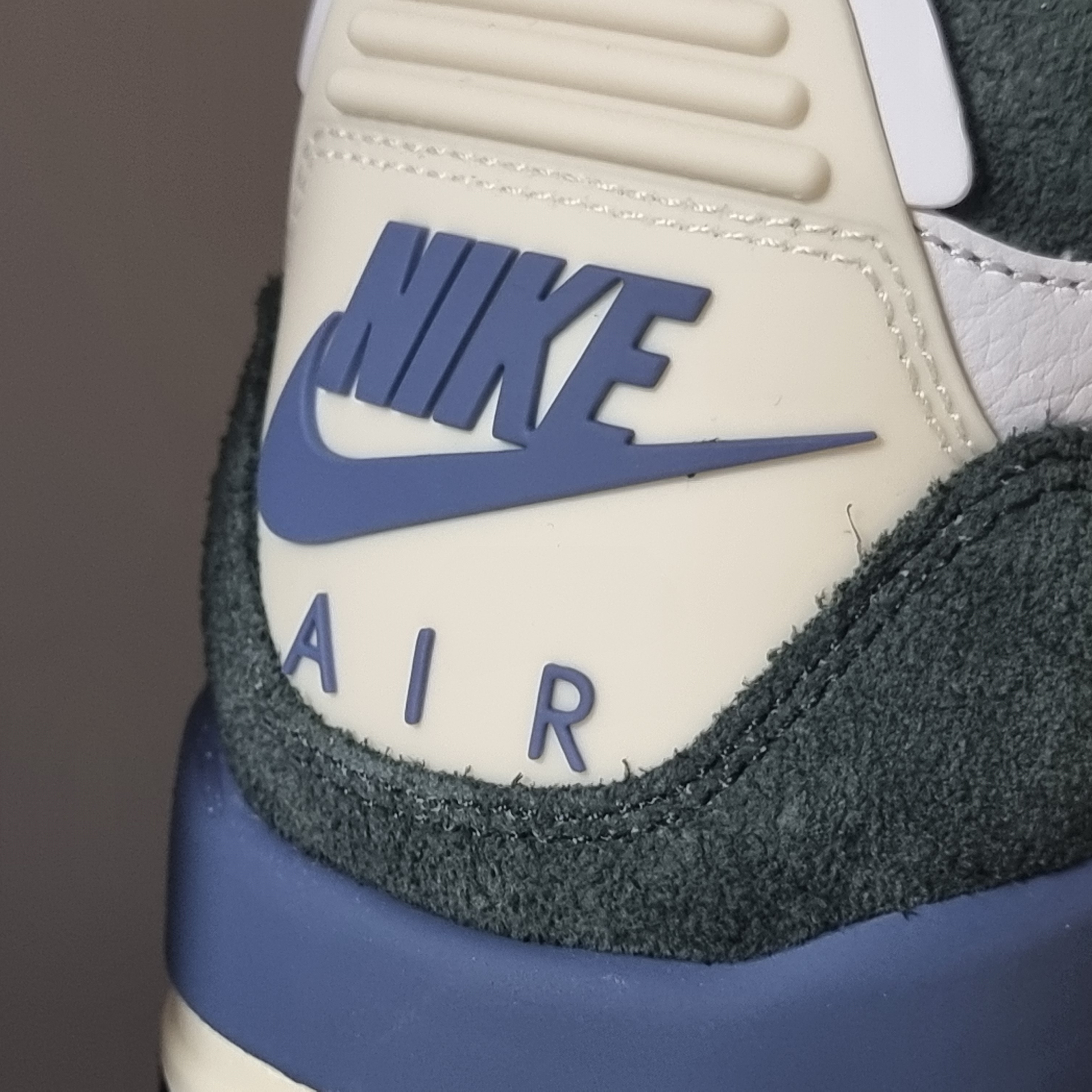 Jordan 3 x A Ma Maniere Retro OG SP For The Love 착용 스타일 - 2