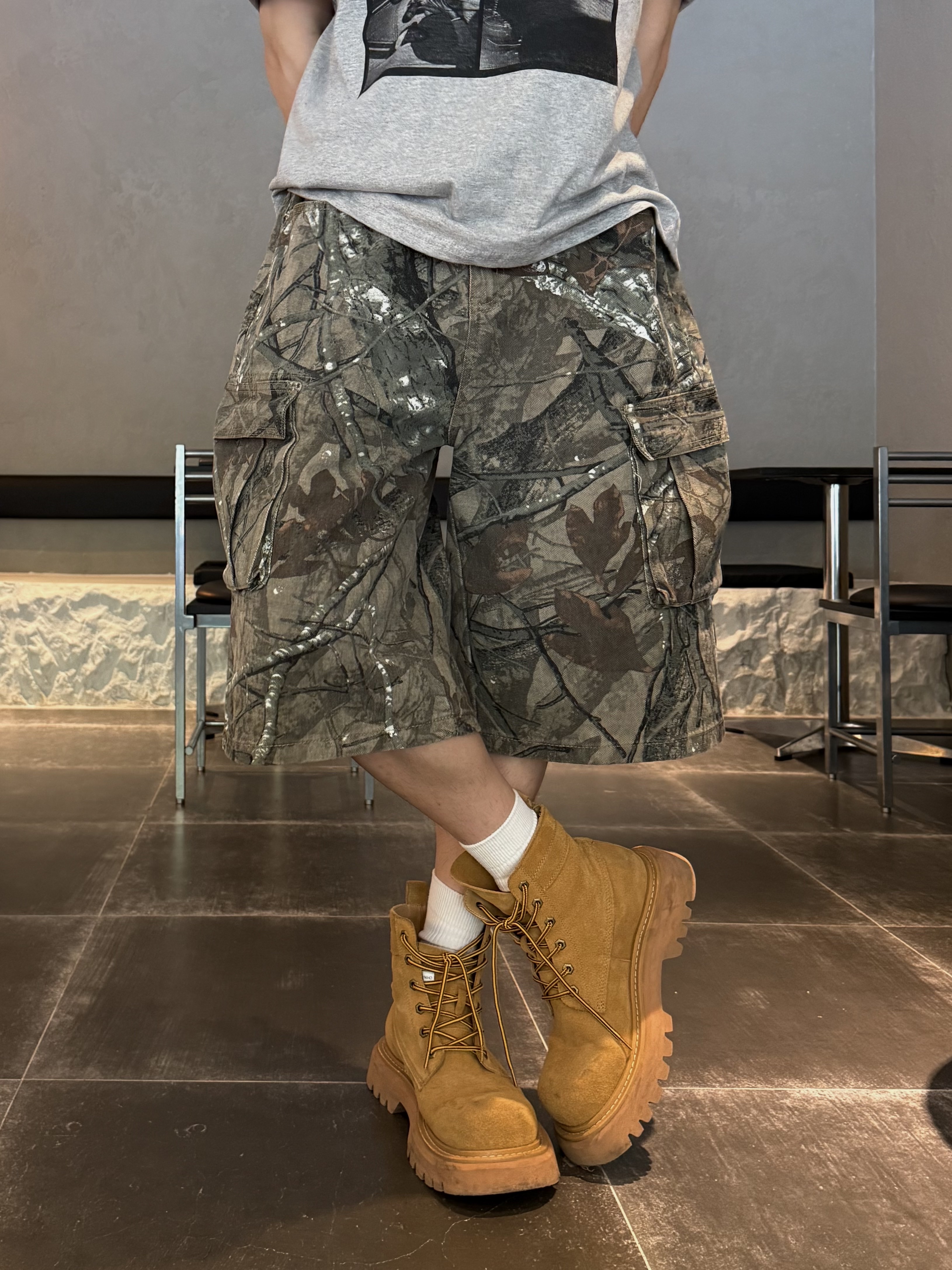 Marshall Major IV Black (Korean Ver.), Jacquemus Le Bob Artichaut Bucket Hat Black 착용 스타일 - 3