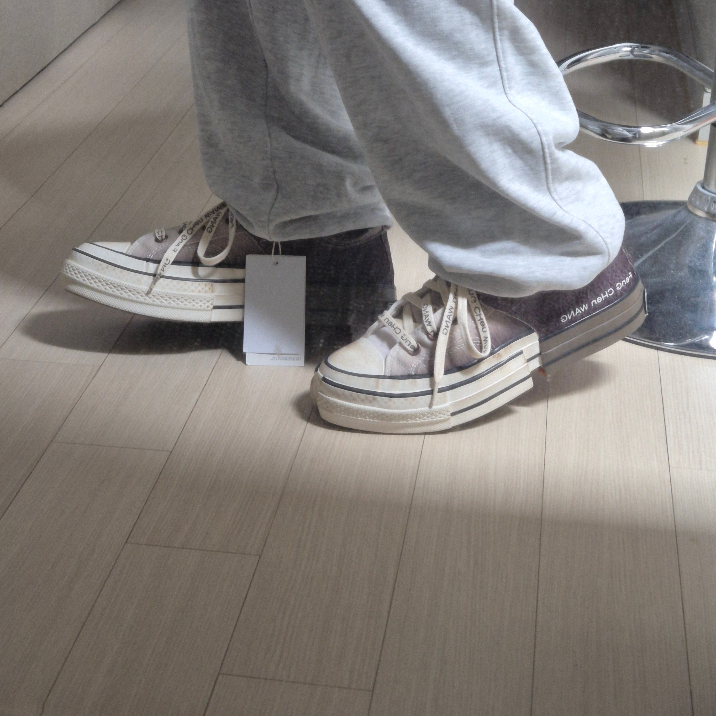 Converse x Feng Chen Wang Chuck 70 Ox 2-in-1 Brown 착용 스타일