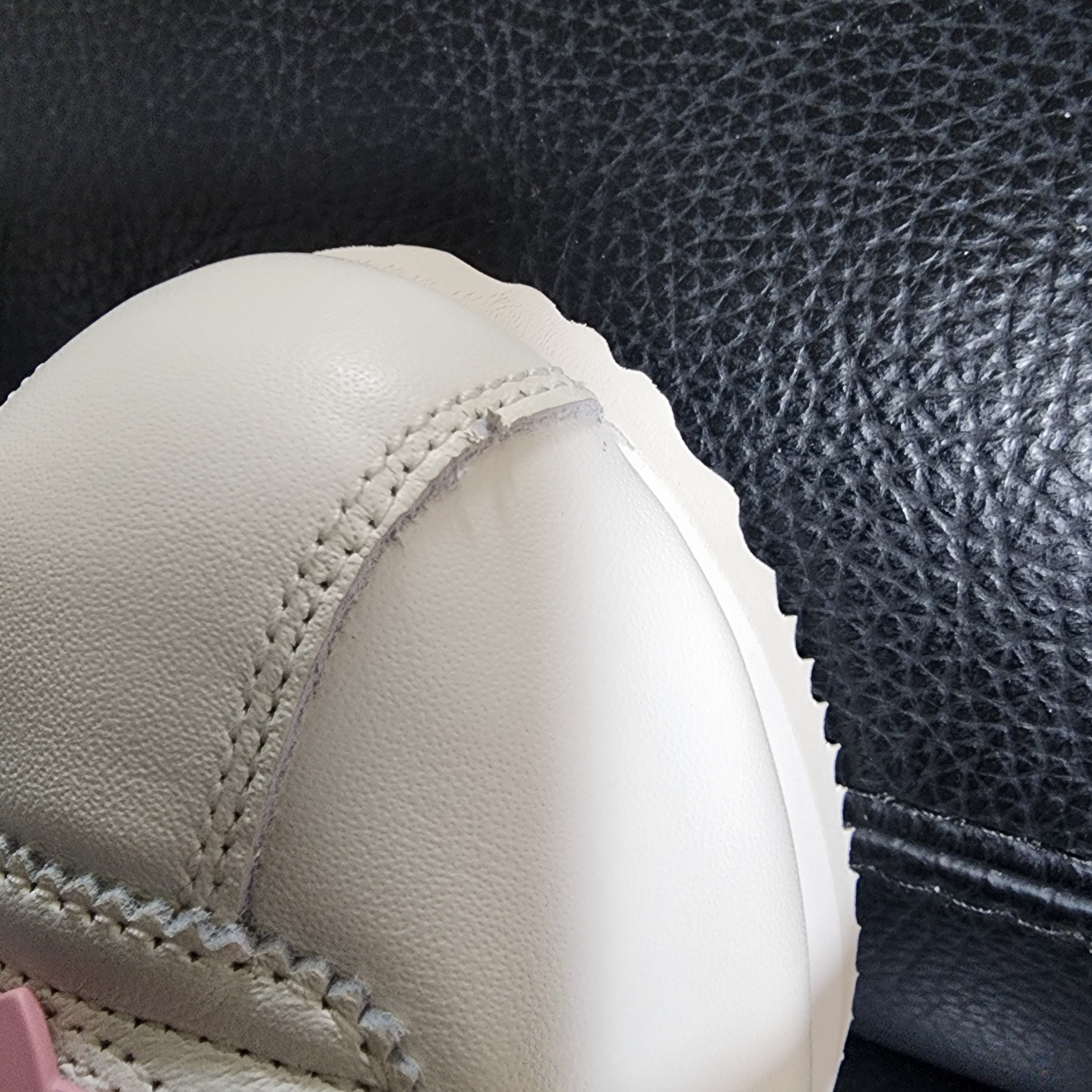 (W) Nike Cortez SE Valentine Day Sail Adobe 착용 스타일