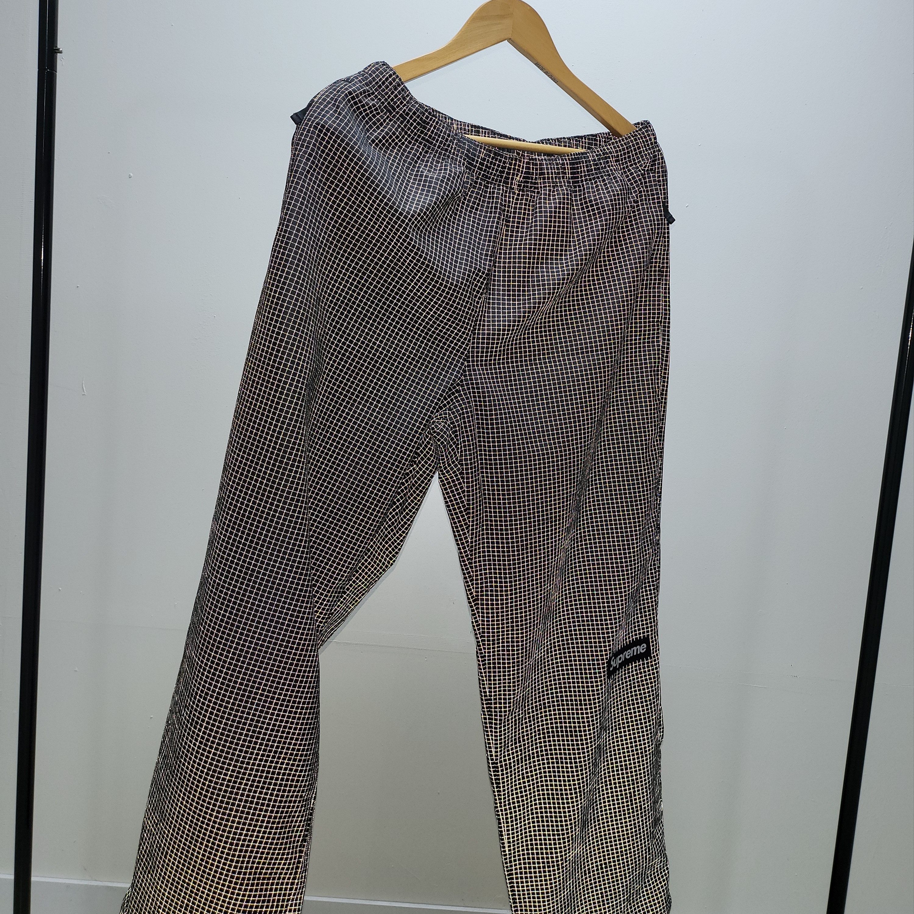 Supreme Reflective Ripstop Track Pant Black - 25SS 착용 스타일 - 1