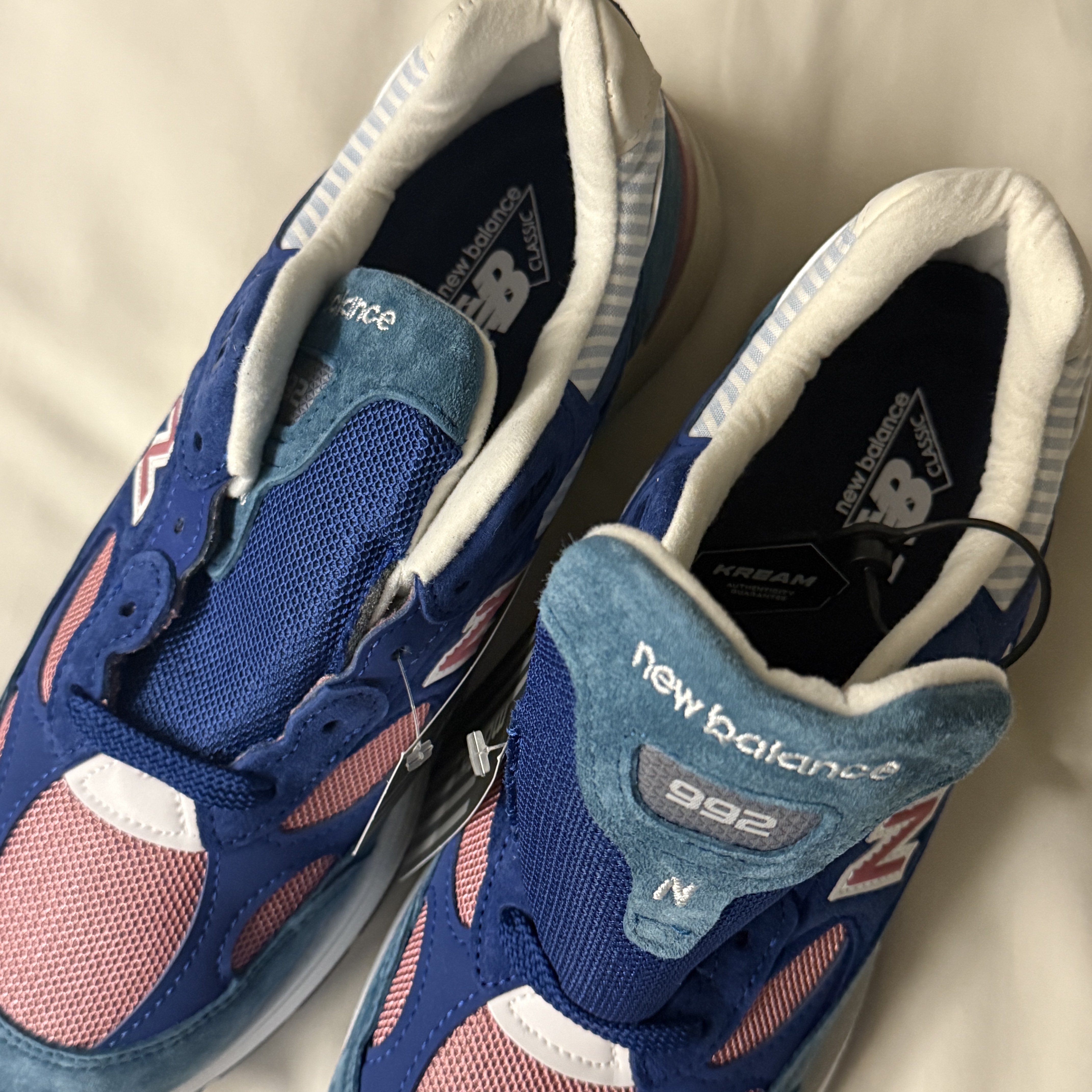 New Balance 992 Made in USA Tropical 착용 스타일
