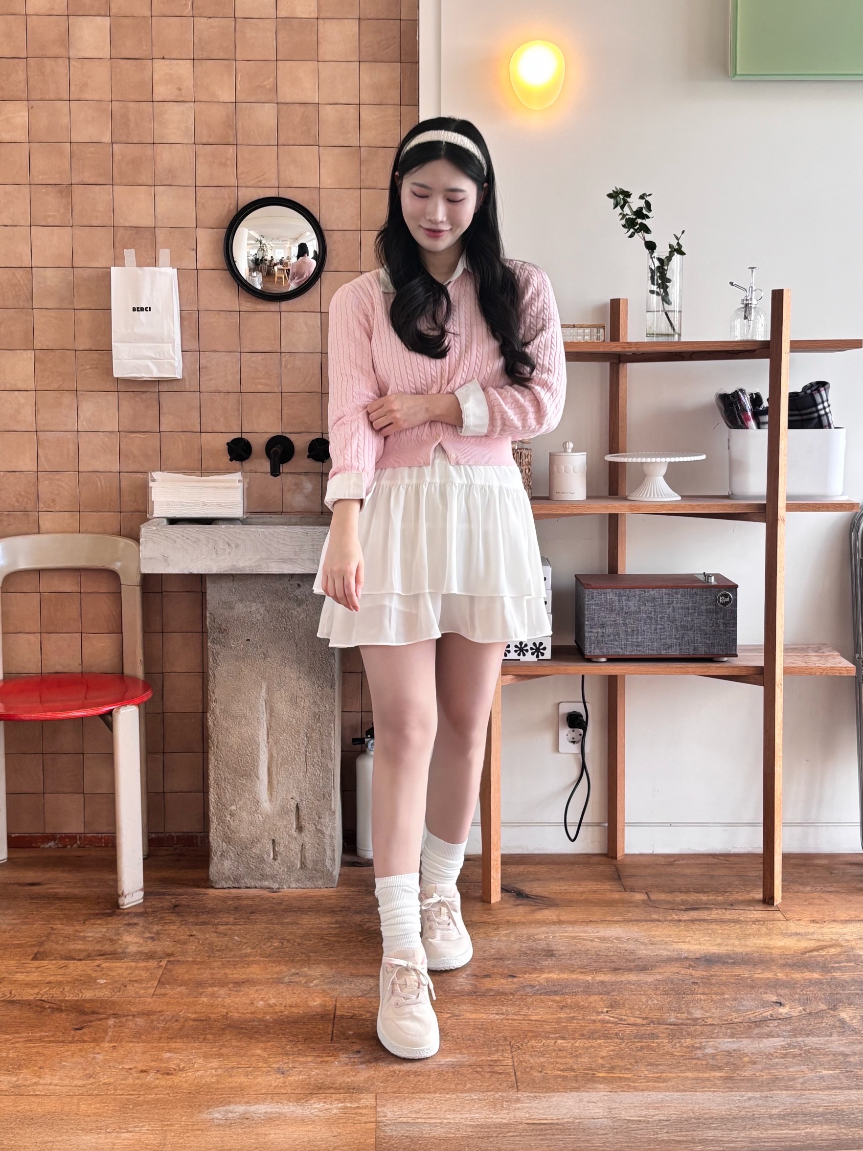[6% 적립] LeMouton Mate Cream Pink 착용 스타일 - 1