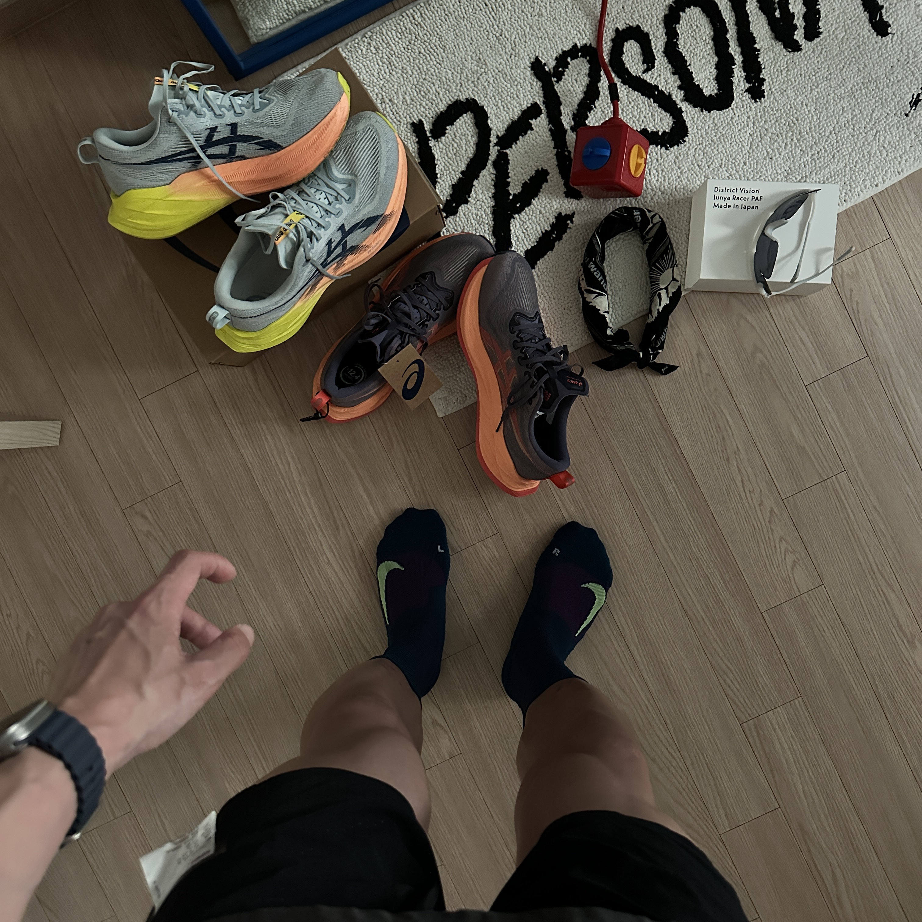 Asics Superblast 2 Greyish Purple Coral Reef, Asics Superblast 2 Paris Cool Grey Safety Yellow 착용 스타일