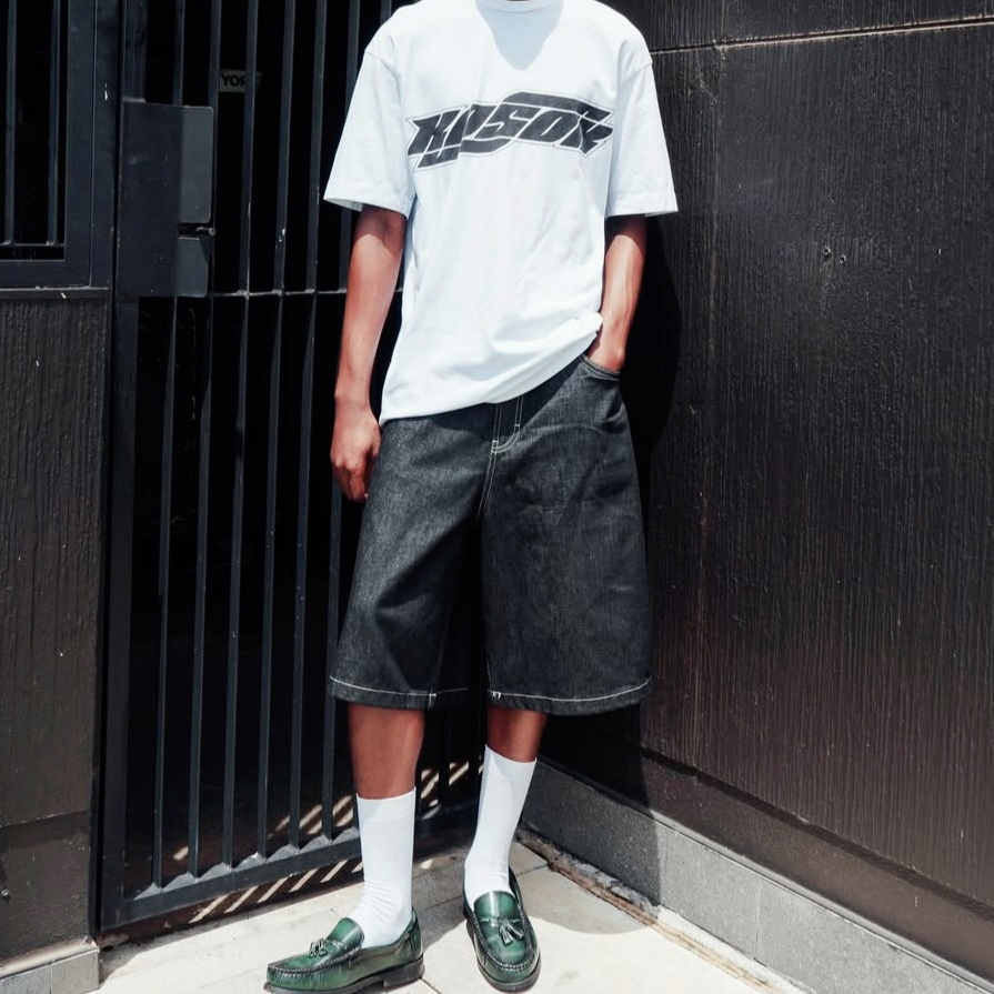 Zara Carpenter Pocket Bermuda Pants Black, Supreme Baggy Denim Shorts Black - 25SS 착용 스타일