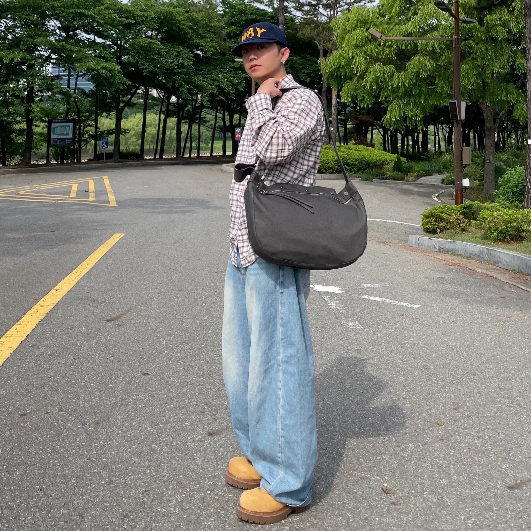 noun Corduroy Denim Pants Light Blue 착용 스타일 - 1