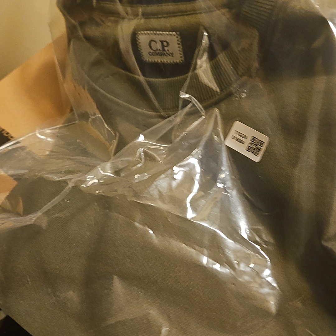 C.P. Company Lens Wappen Cotton Sweatshirt Khaki - 25SS 착용 스타일